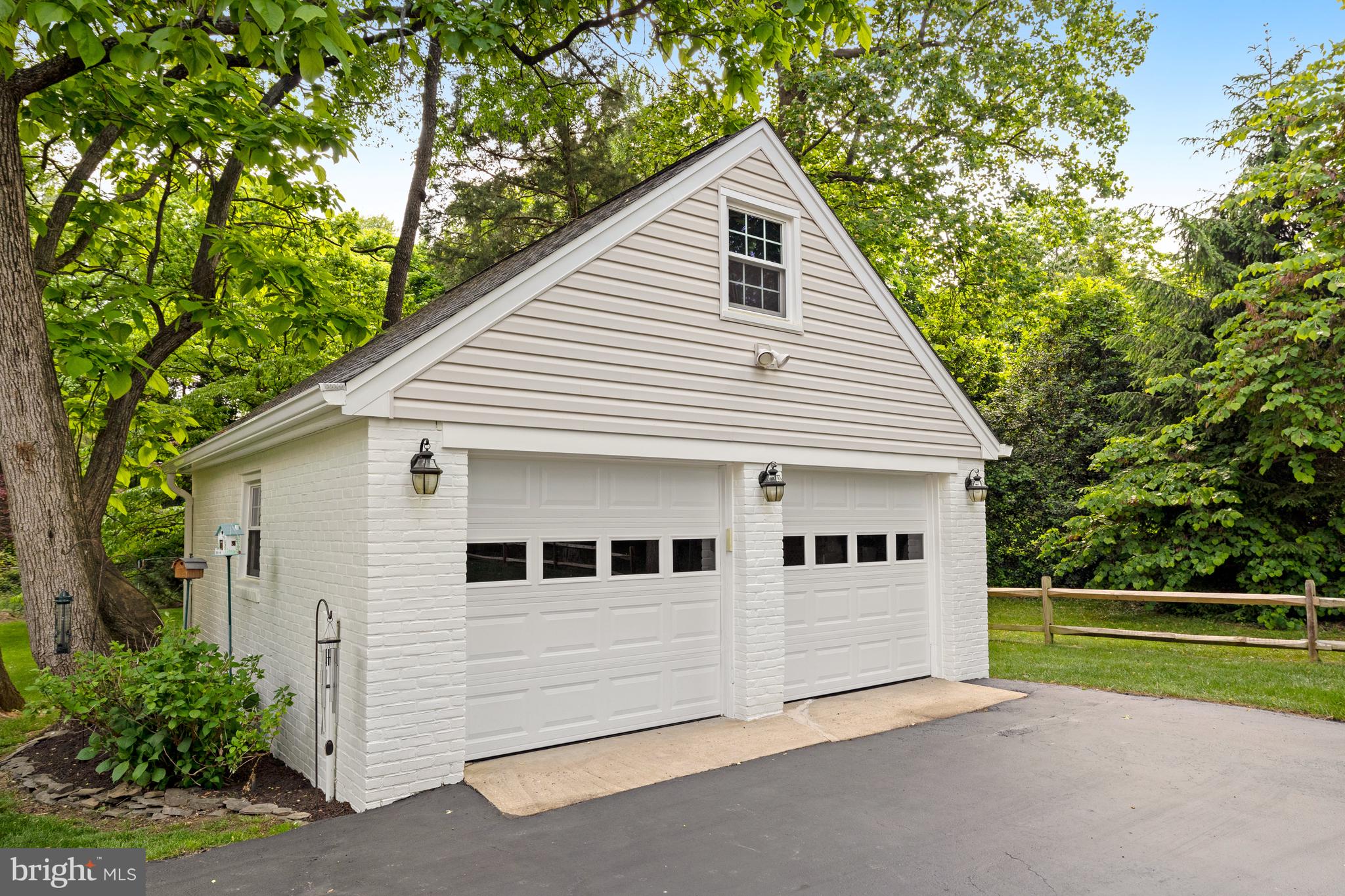 SALONA VILLAGE - Residential