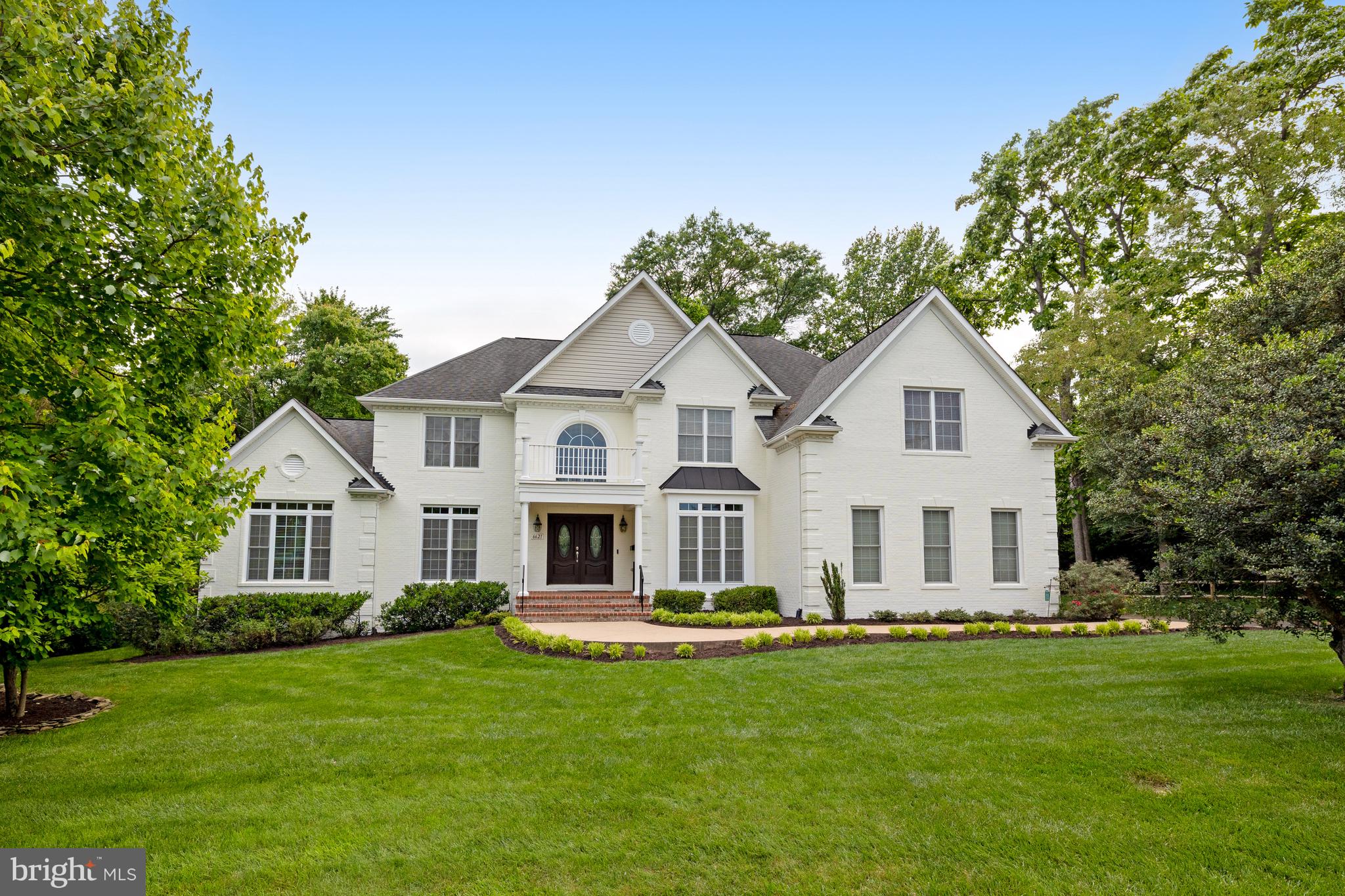 SALONA VILLAGE - Residential