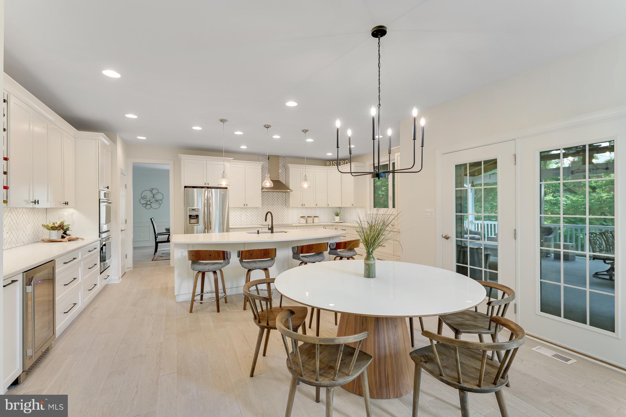 SALONA VILLAGE - Residential