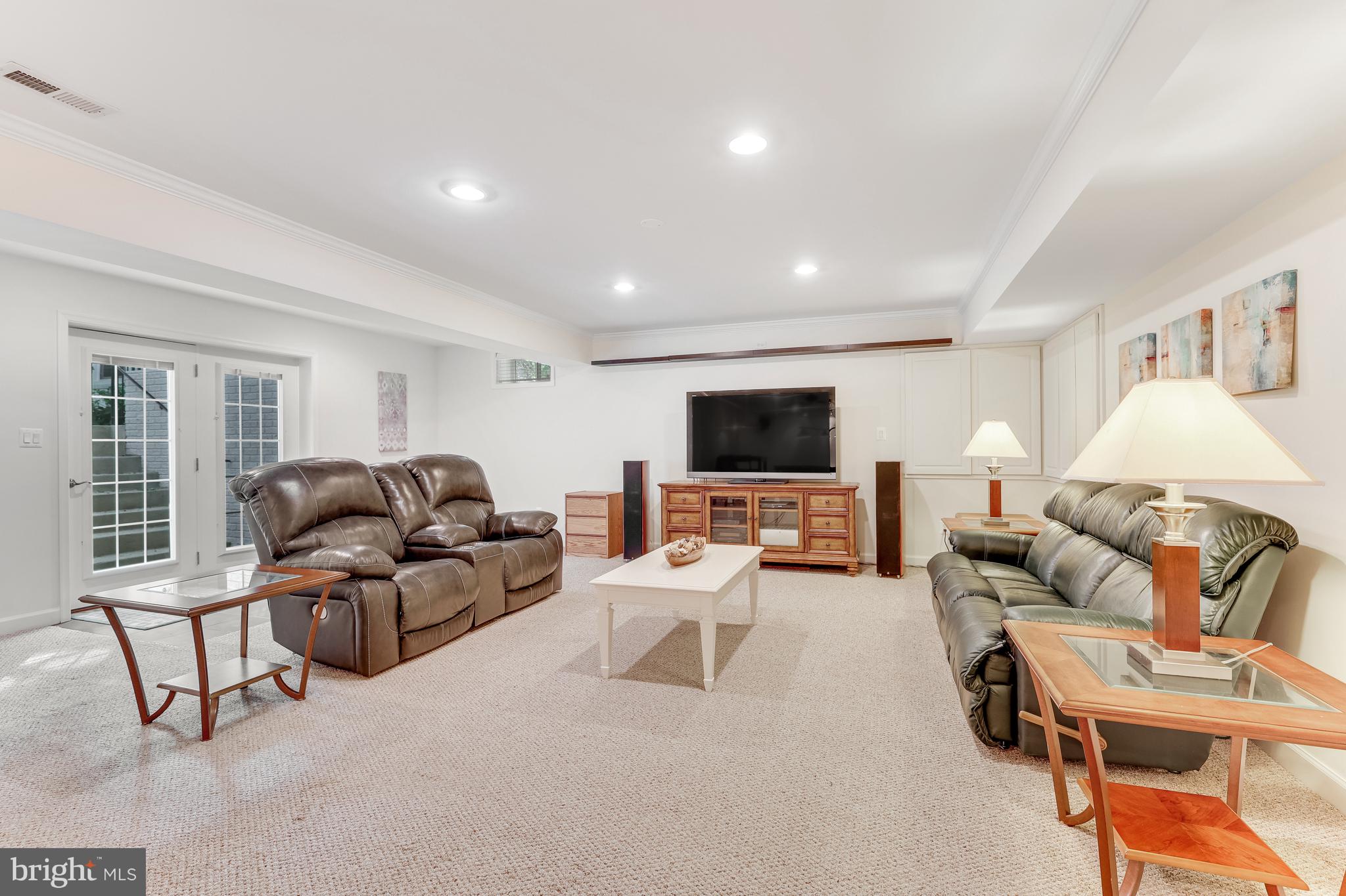 SALONA VILLAGE - Residential