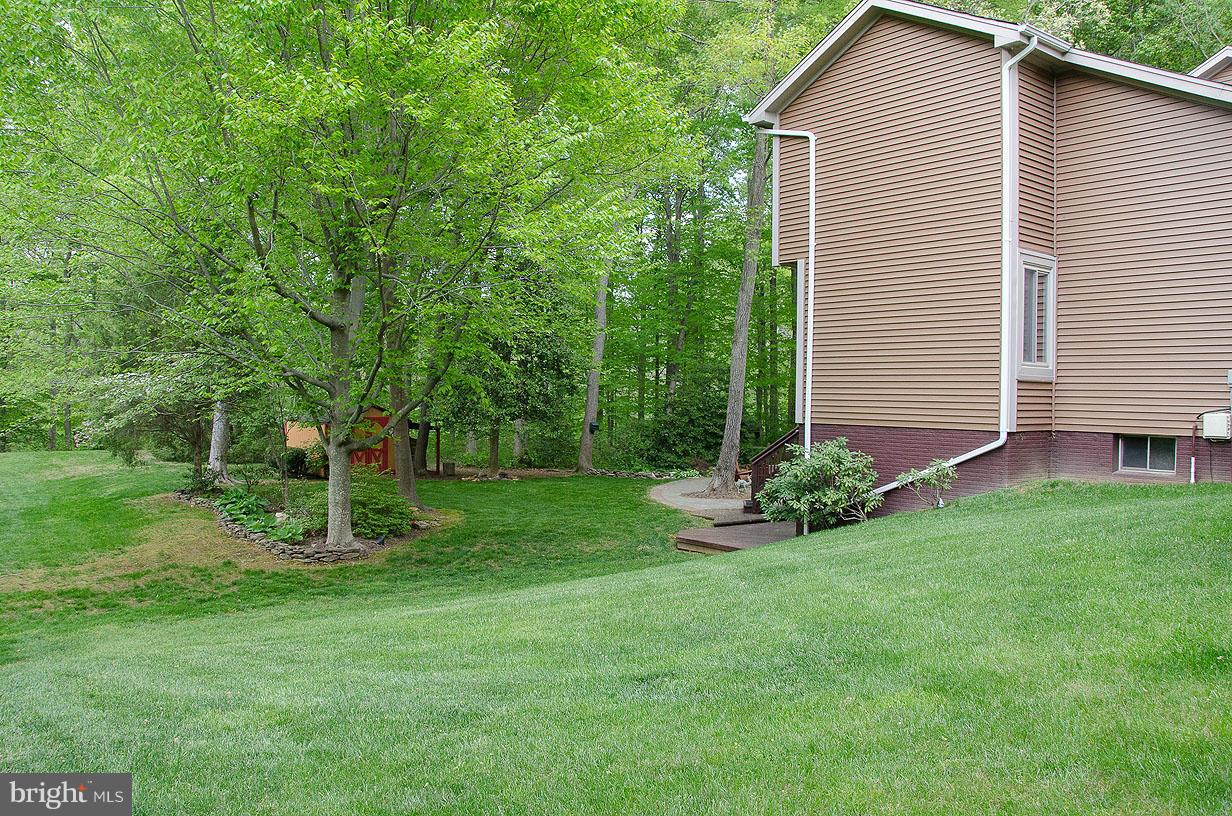 SEQUOIA ESTATES - Residential