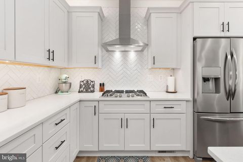 Tiny photo for 17 Lightning Maple Lane, FREDERICKSBURG, VA 22405 (MLS # VAST2048708)
