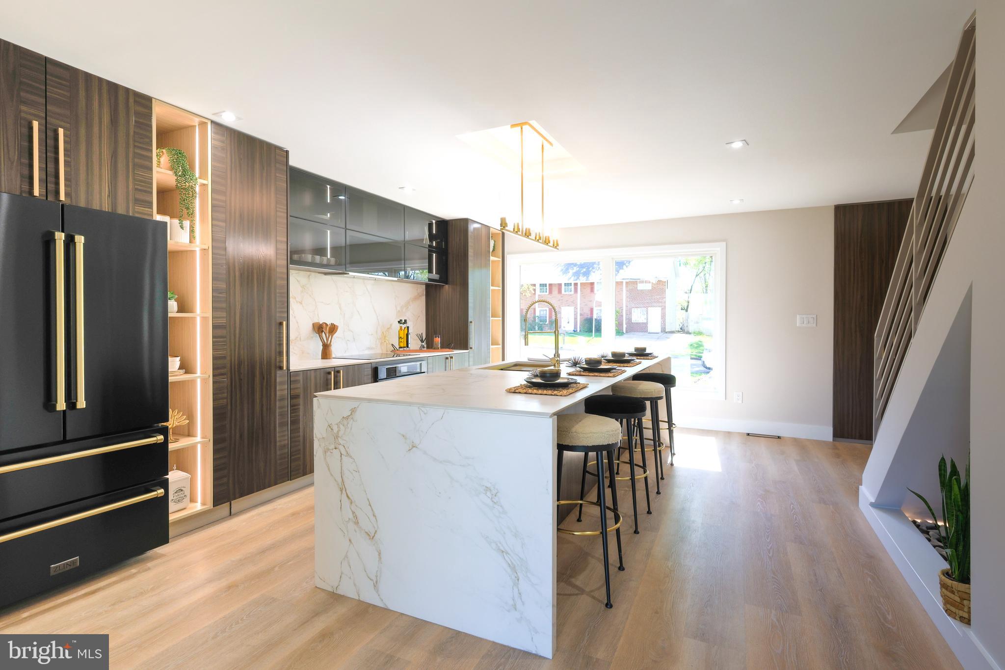 BROOKFIELD - Residential