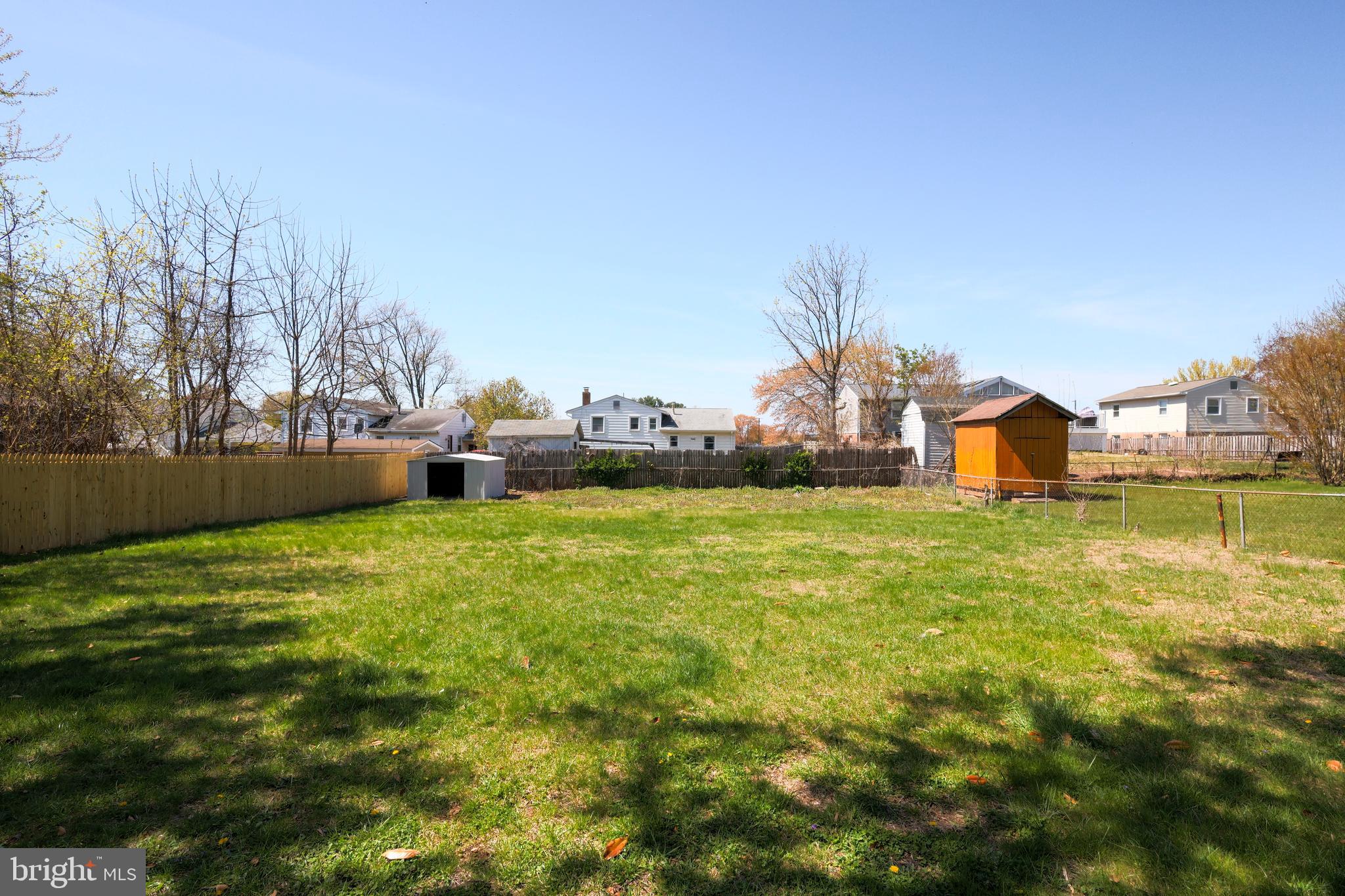 BROOKFIELD - Residential