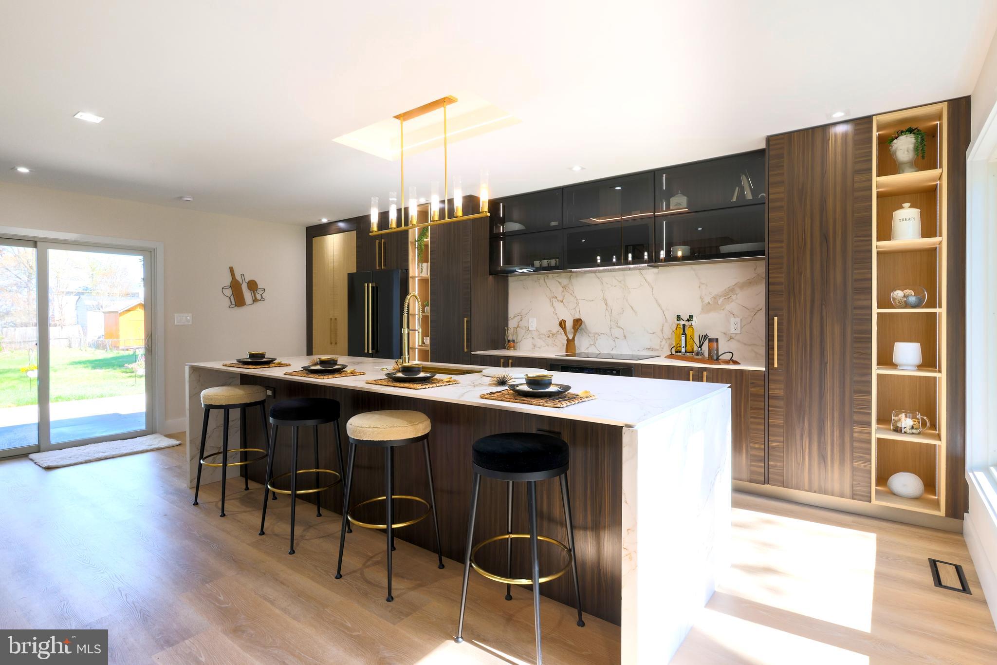 BROOKFIELD - Residential