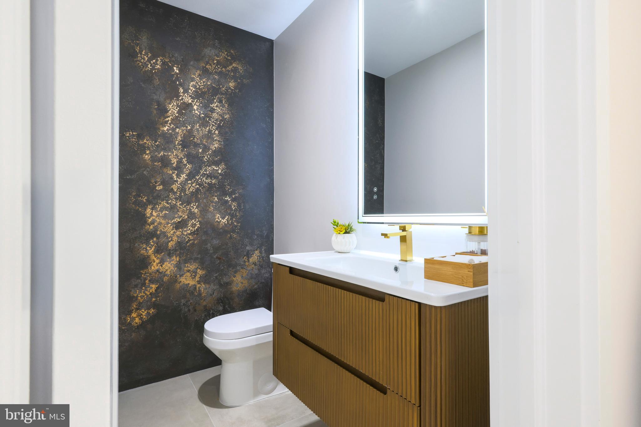 BROOKFIELD - Residential