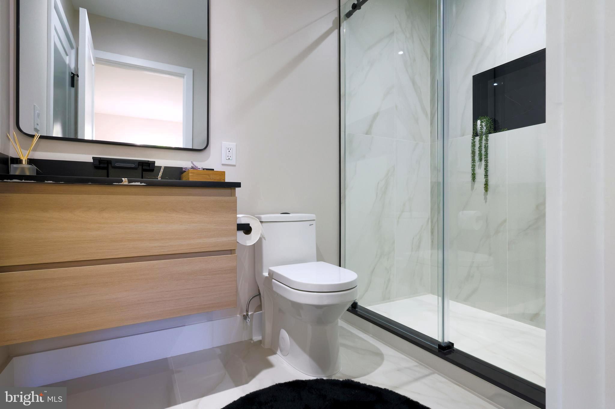 BROOKFIELD - Residential