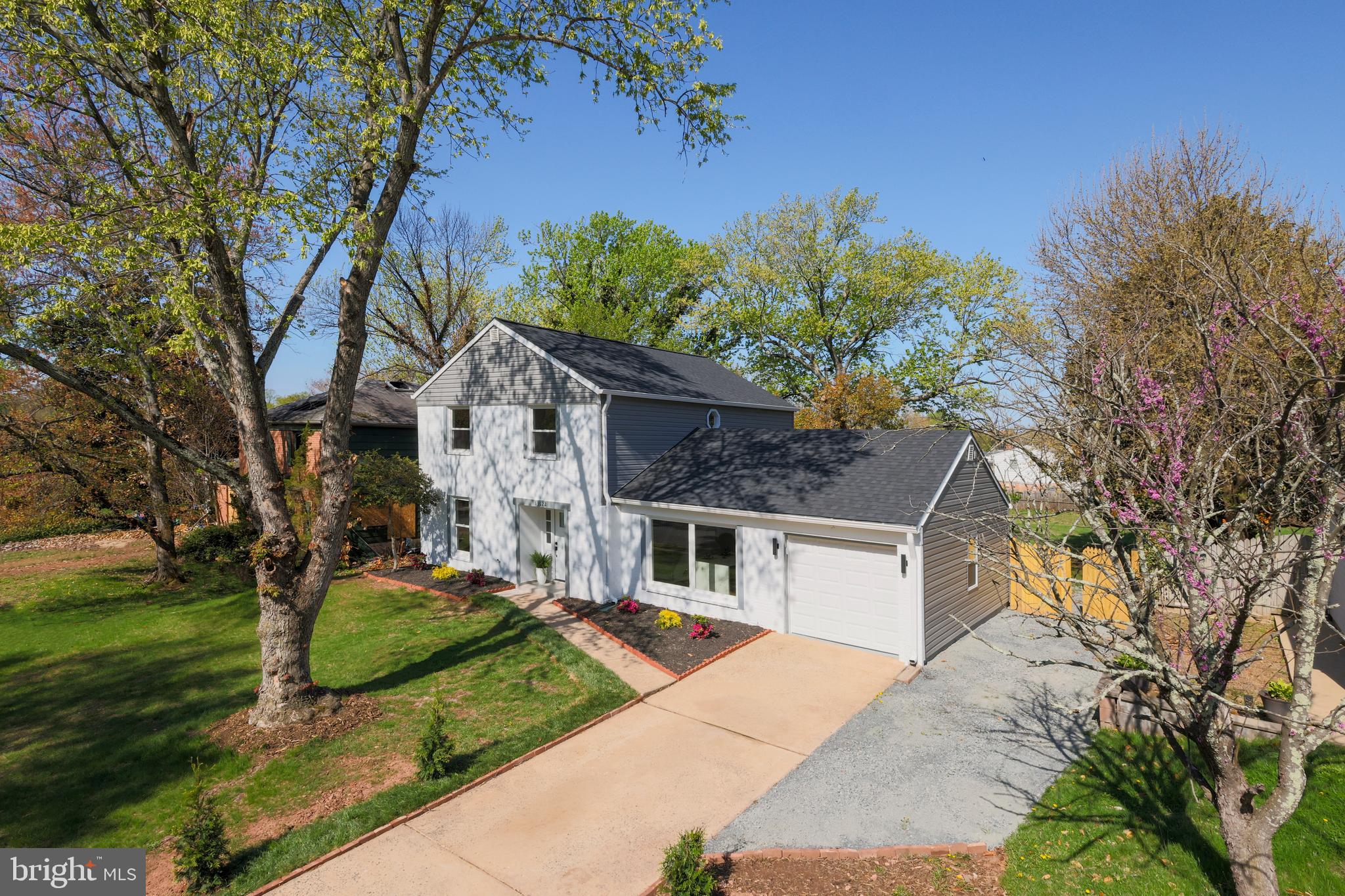 BROOKFIELD - Residential