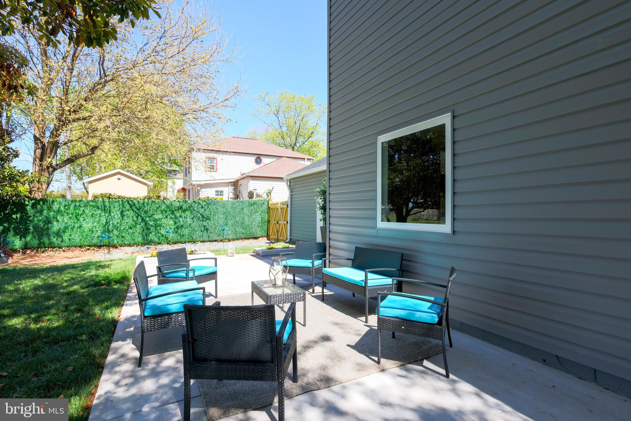 BROOKFIELD - Residential