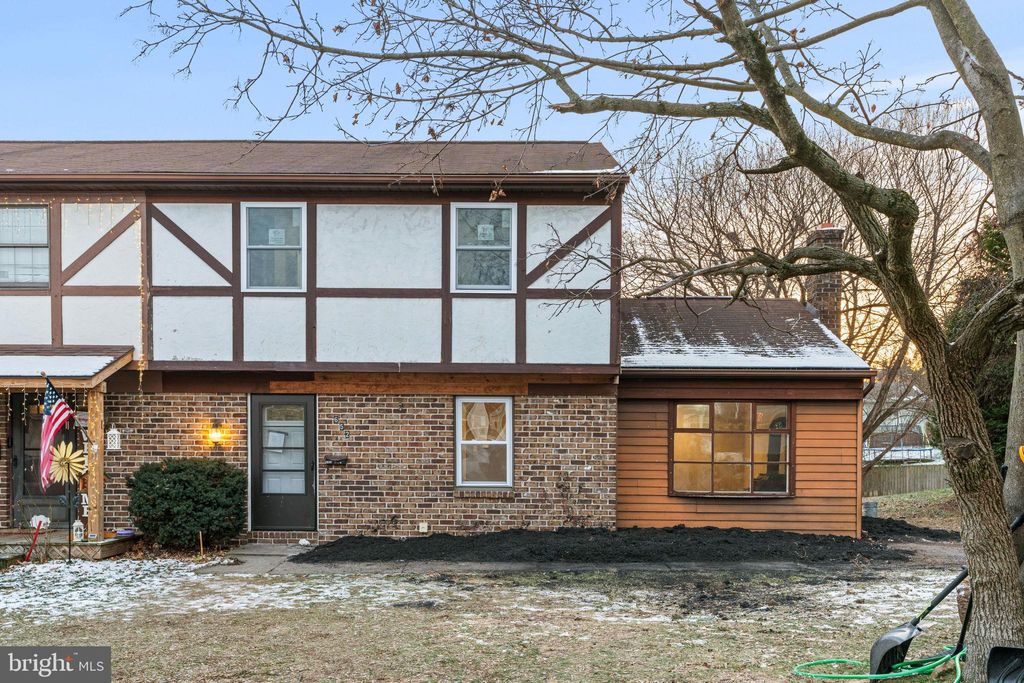 Photo of 652 N Lime Street, ELIZABETHTOWN, PA 17022 (MLS # PALA2062362)