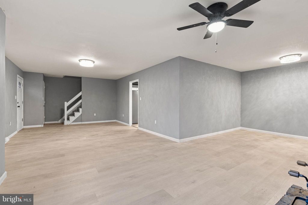 Photo of 652 N Lime Street, ELIZABETHTOWN, PA 17022 (MLS # PALA2062362)