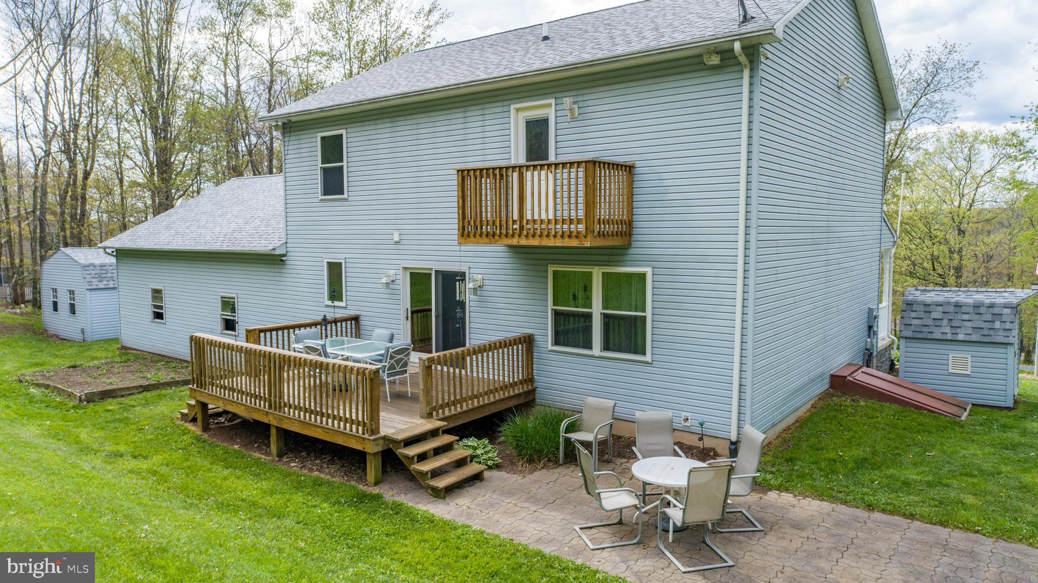 337 LAUREL WOOD DRIVE