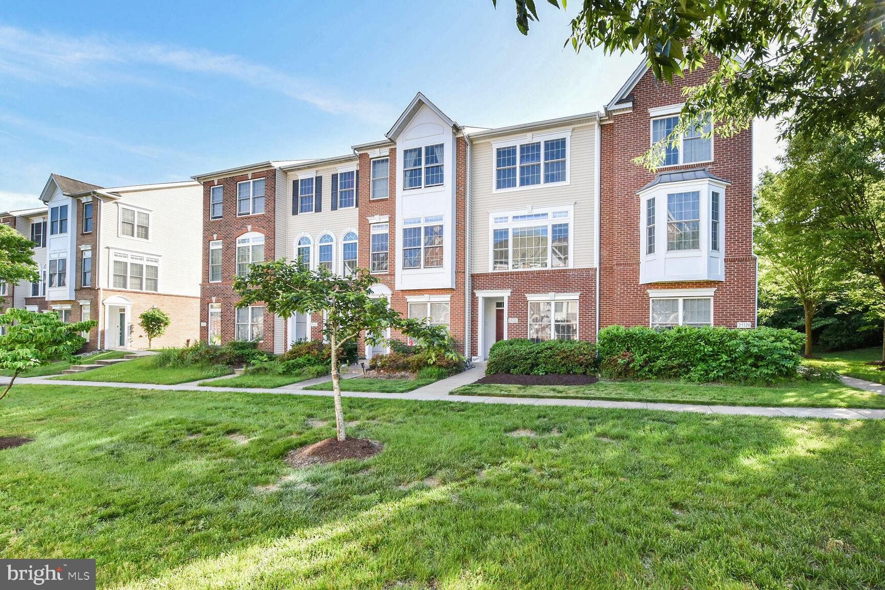 25122 OMAHA TERRACE