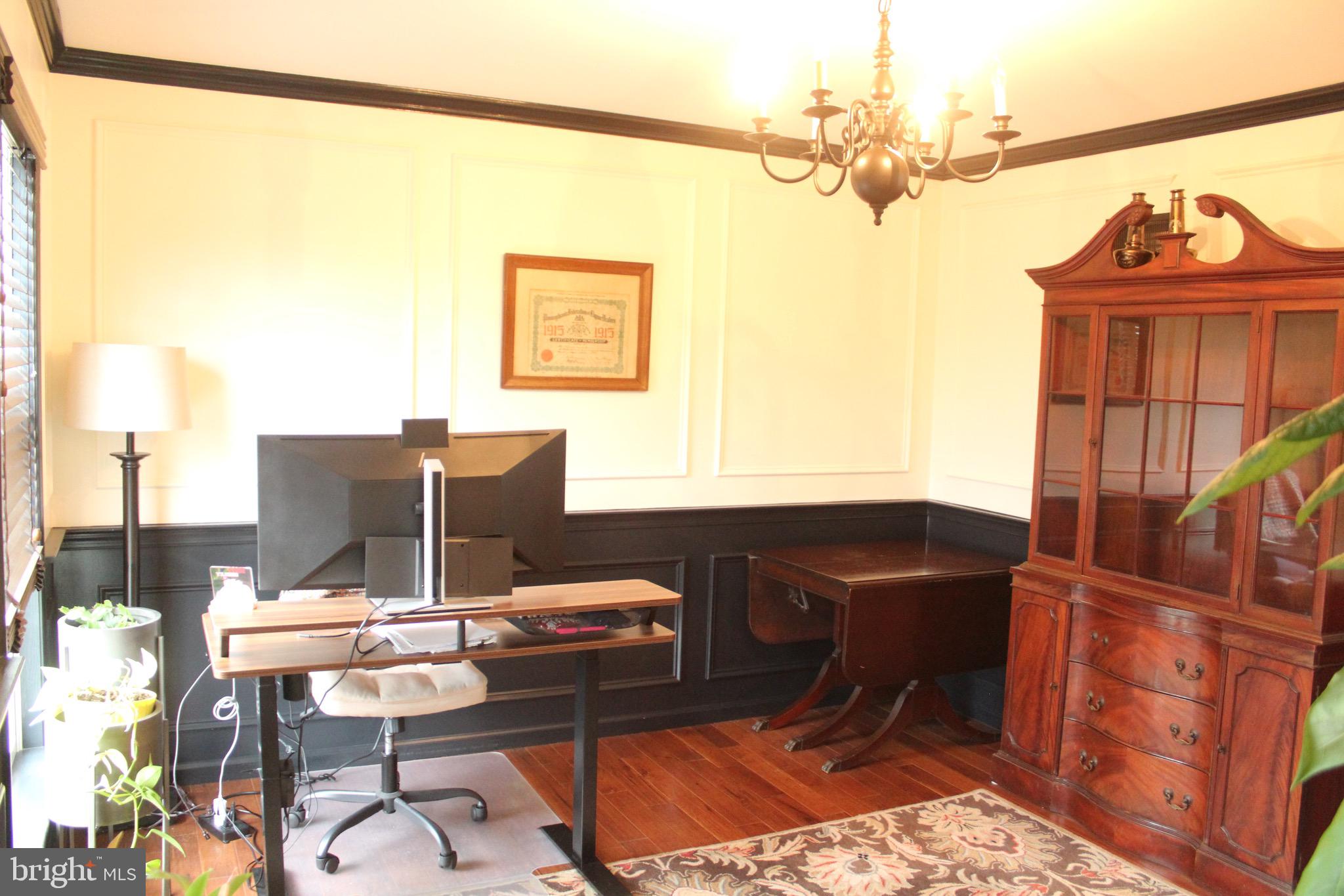 THE OAKS OF N LONDONDERRY - Residential