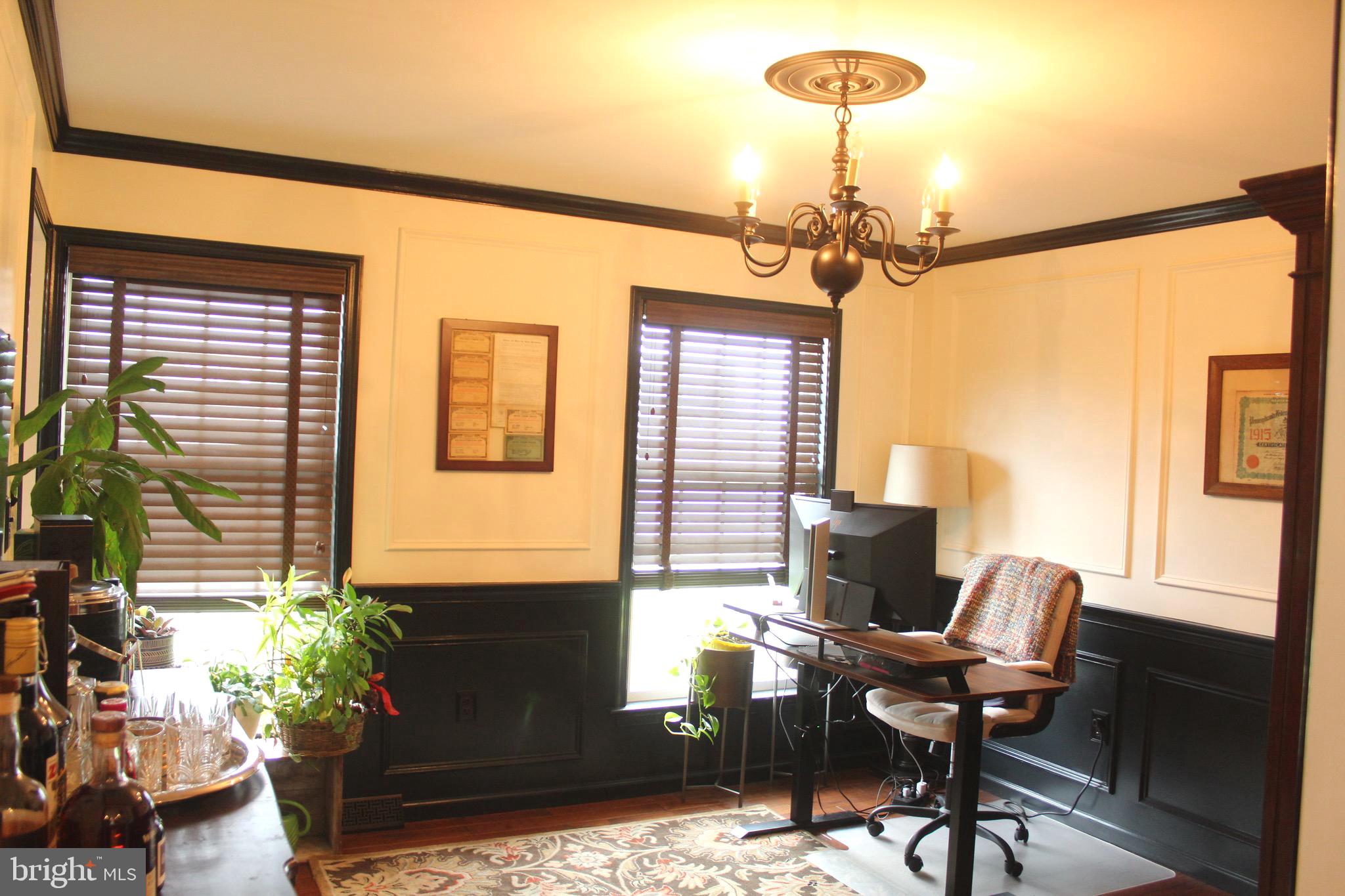 THE OAKS OF N LONDONDERRY - Residential