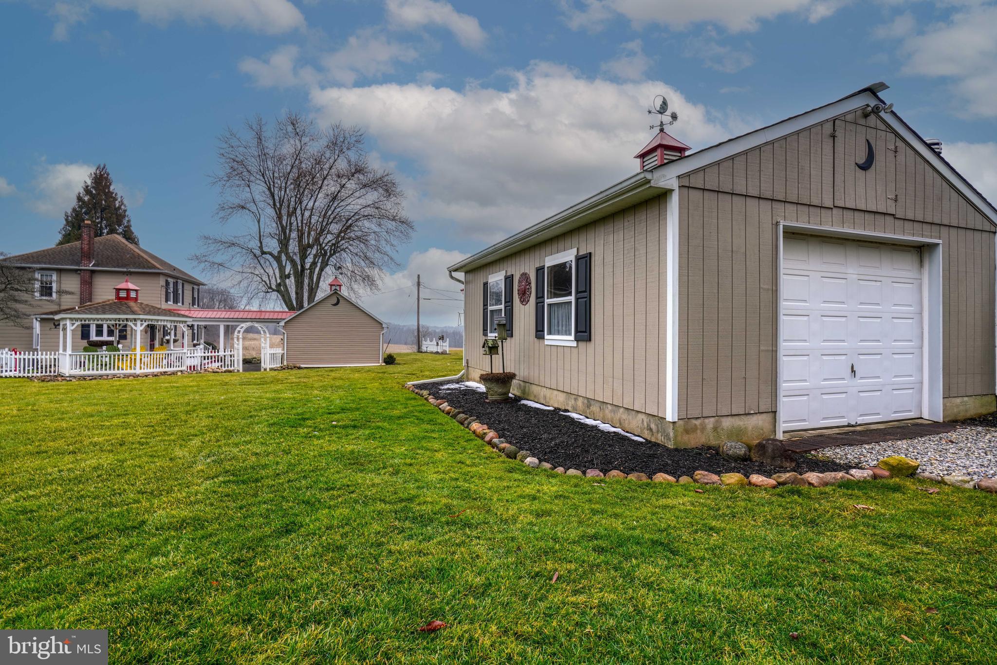 FREELAND - Residential