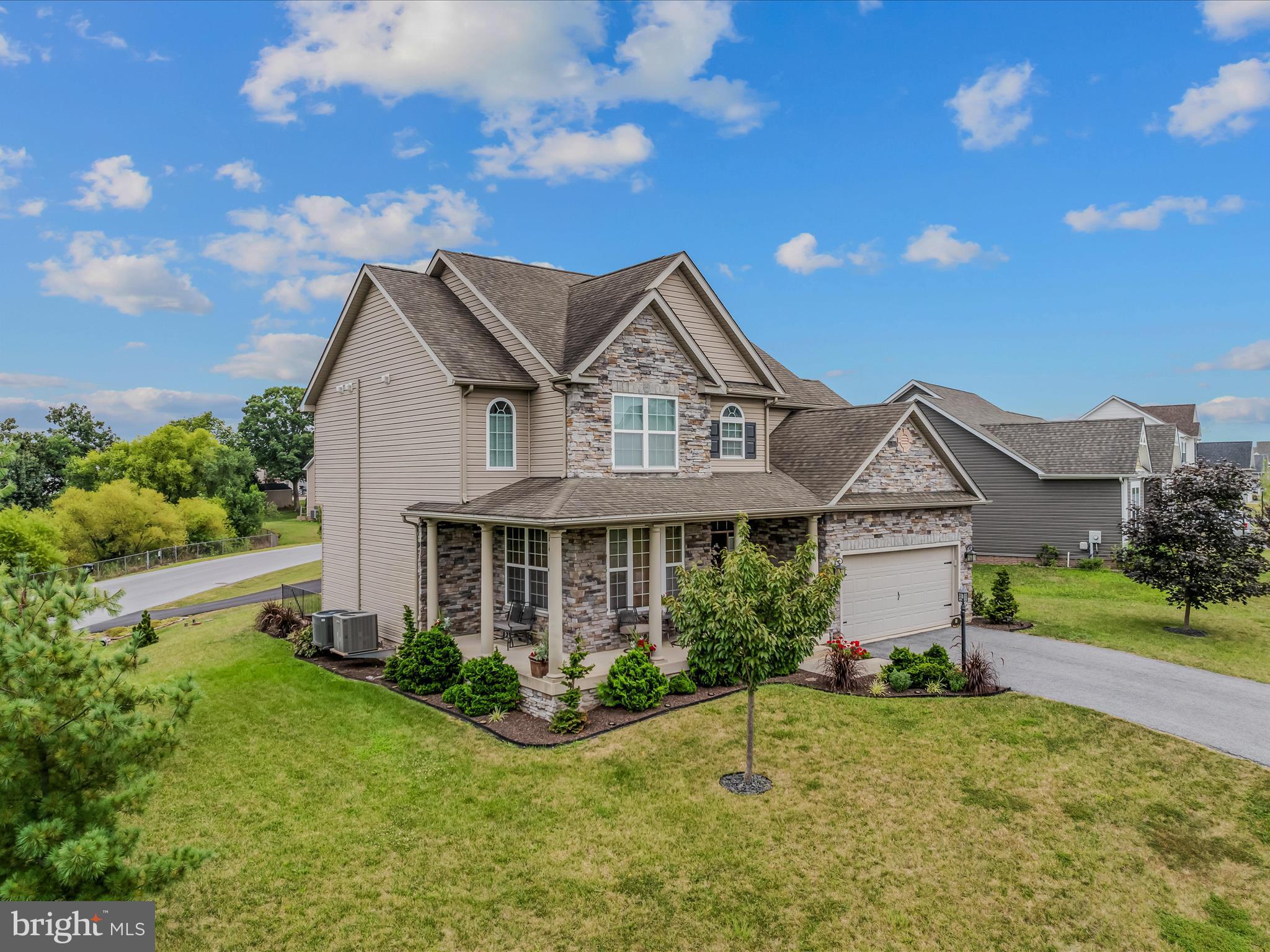 BRIDLE CREEK - Residential