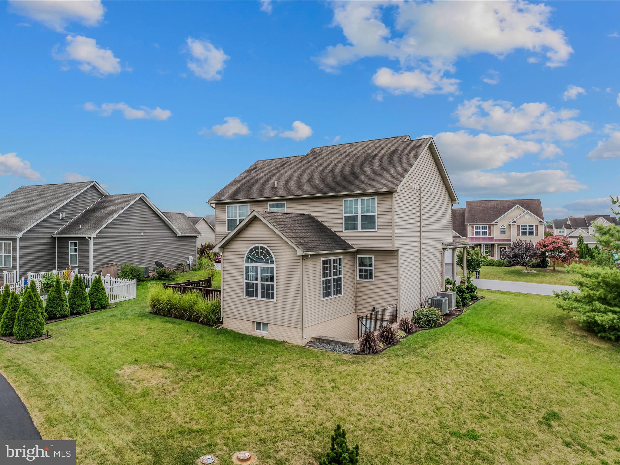 BRIDLE CREEK - Residential