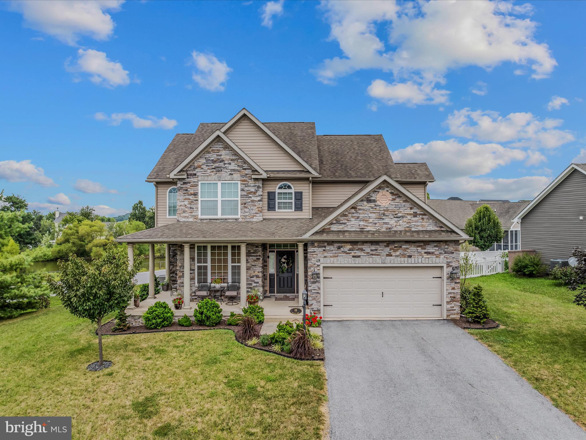 BRIDLE CREEK - Residential