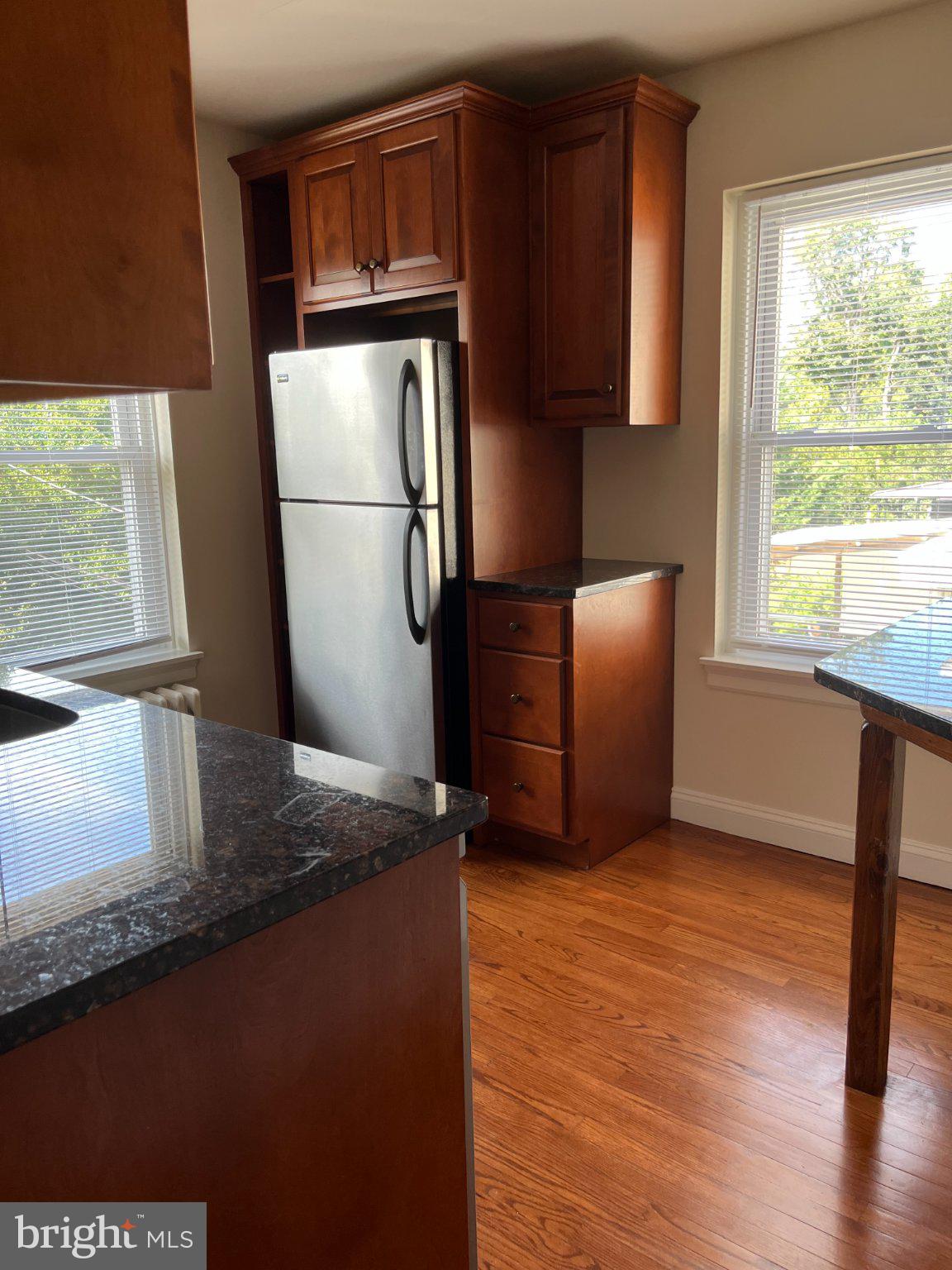 18 W SPRING AVENUE 2