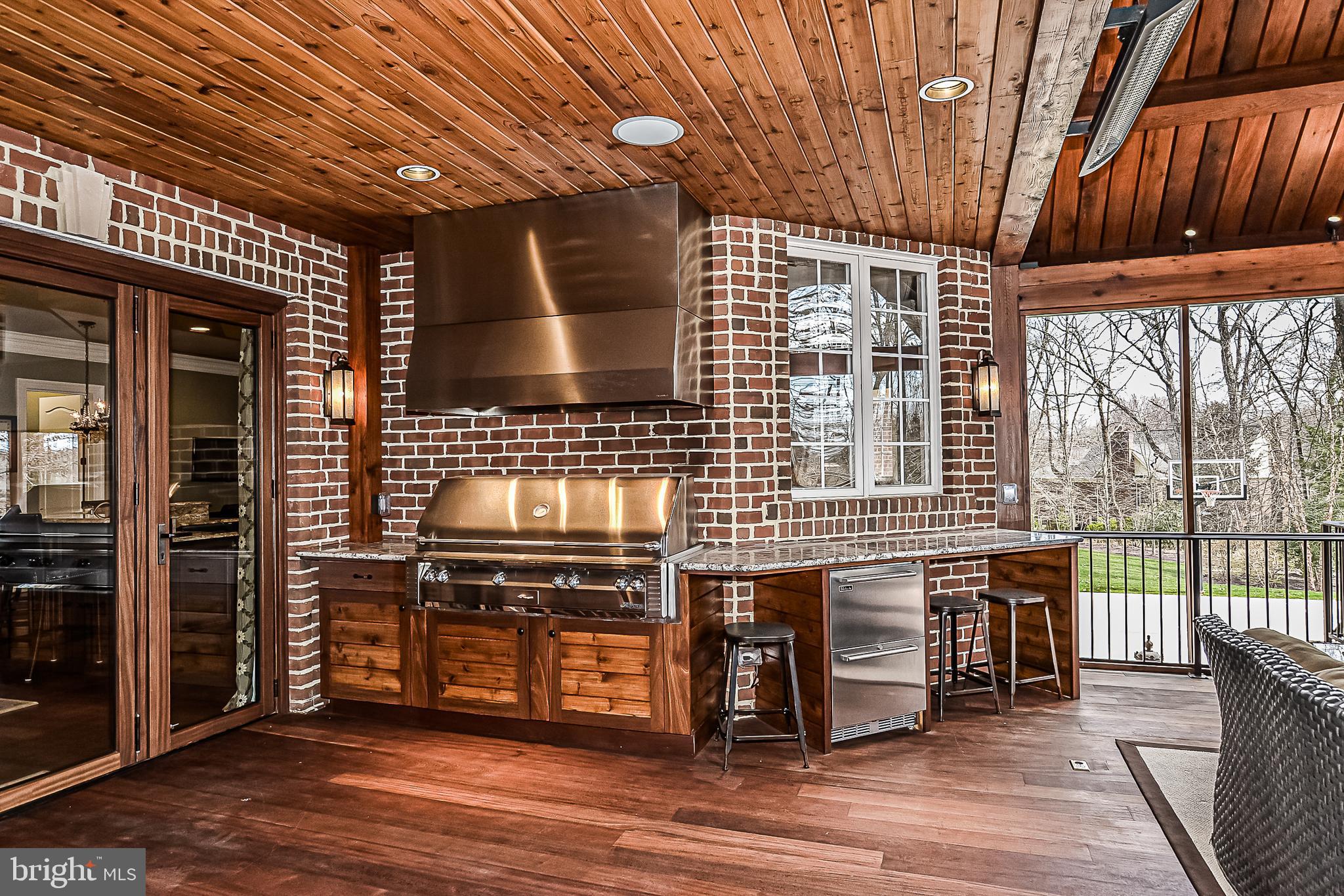 BLACKSTONE AT VALE RIDGE - Residential