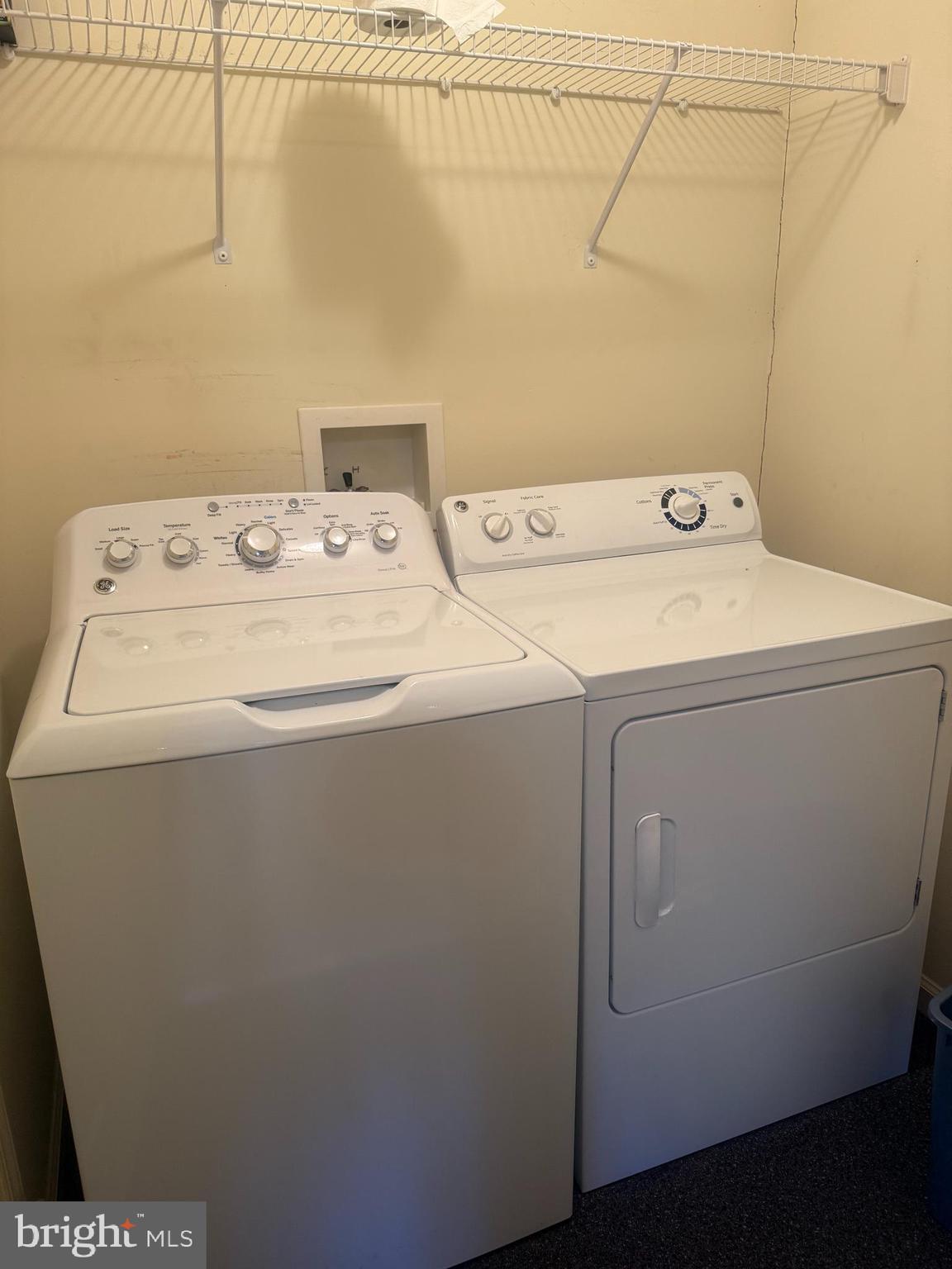 427 CROSSWINDS DRIVE