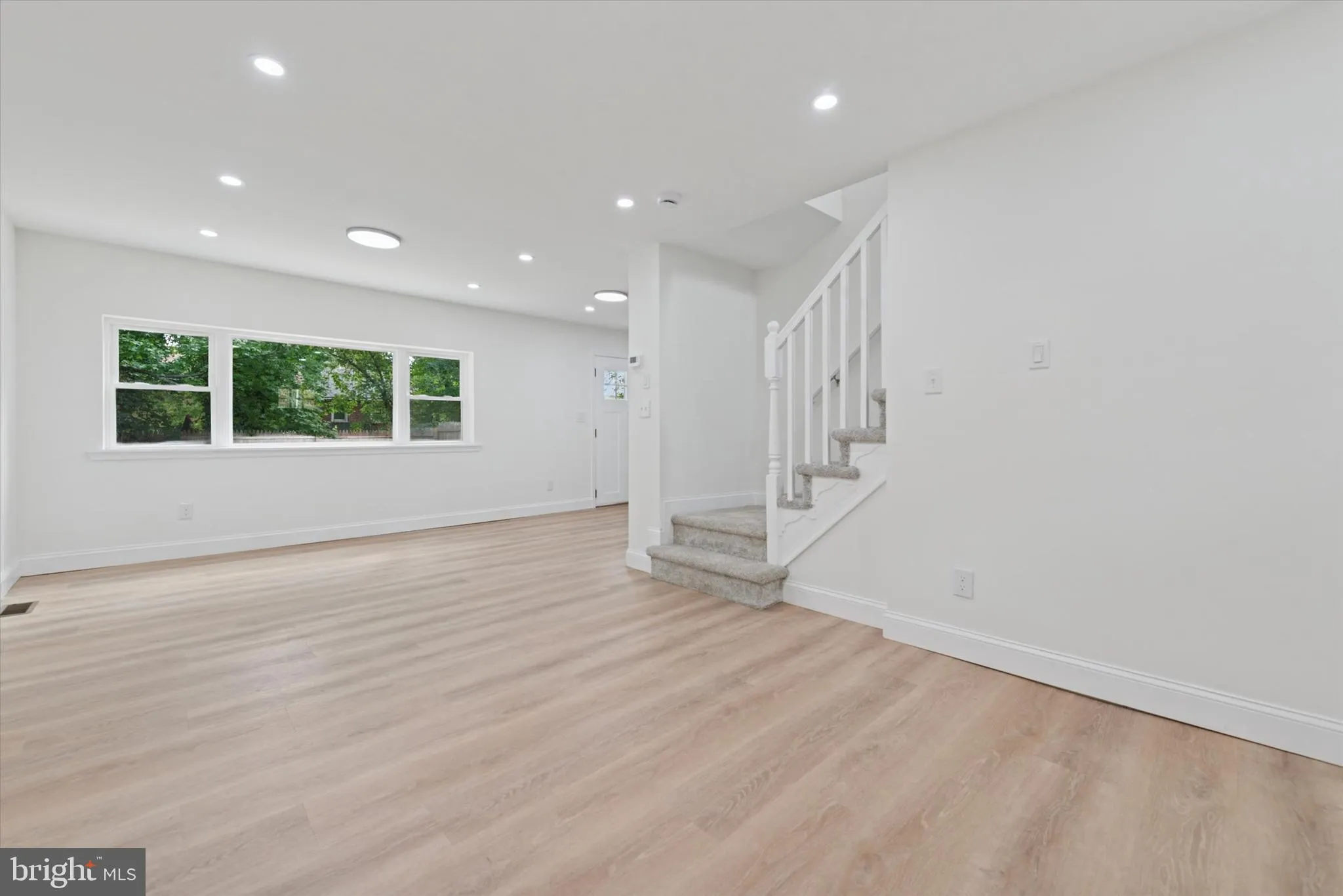 Wilmington, Delaware 19809, United States, 3 Bedrooms Bedrooms, ,2 BathroomsBathrooms,Residential,Active,213825