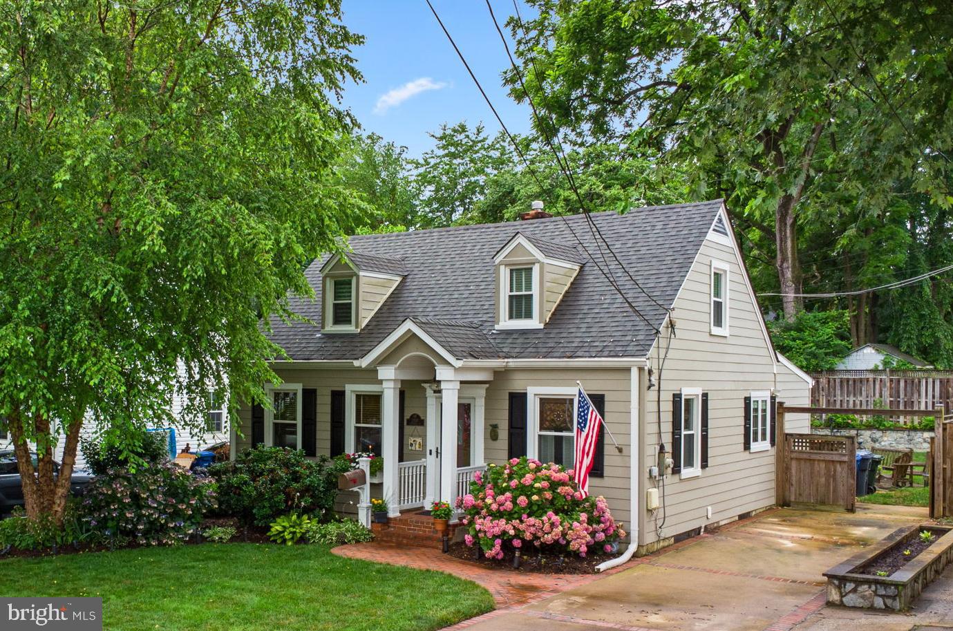 2818 MARSHALL STREET