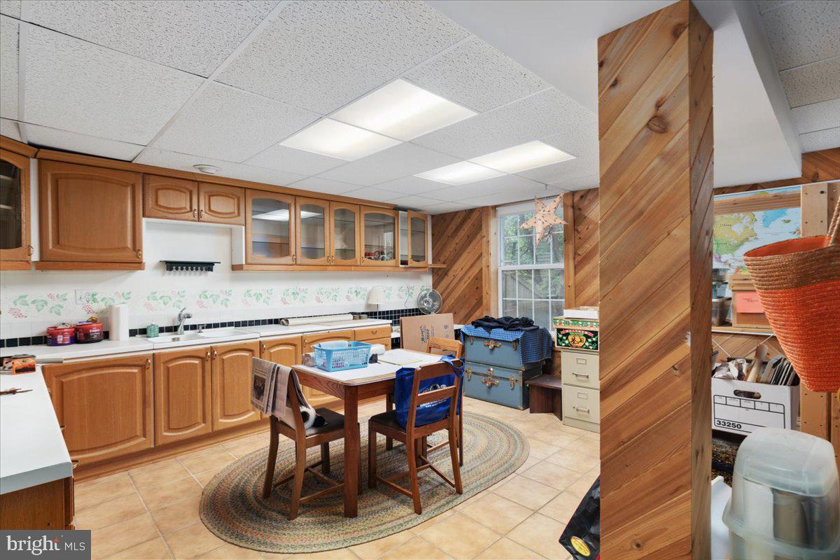 RACEWAY FARMS - Residential