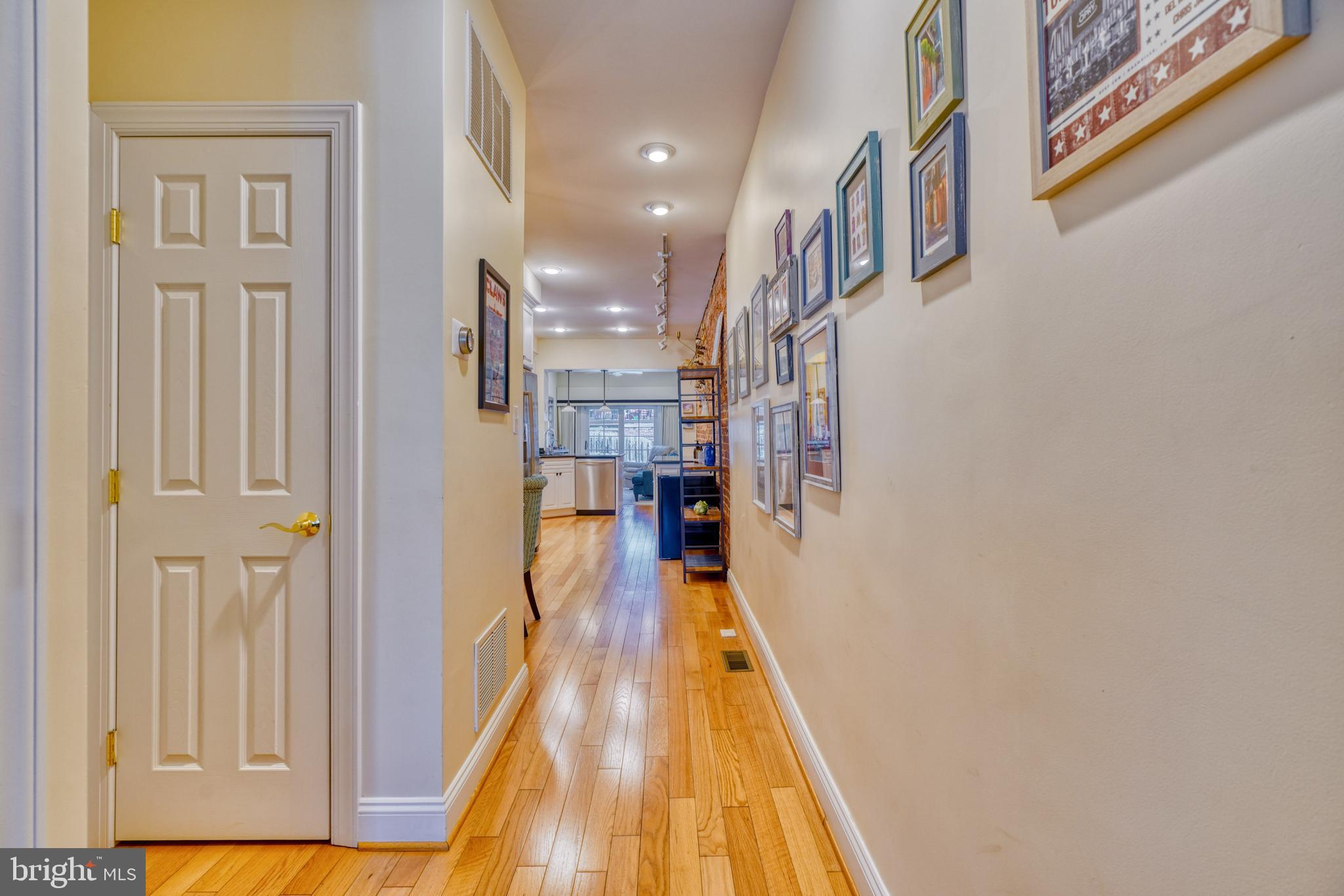 HAMPDEN HISTORIC DISTRICT - Residential