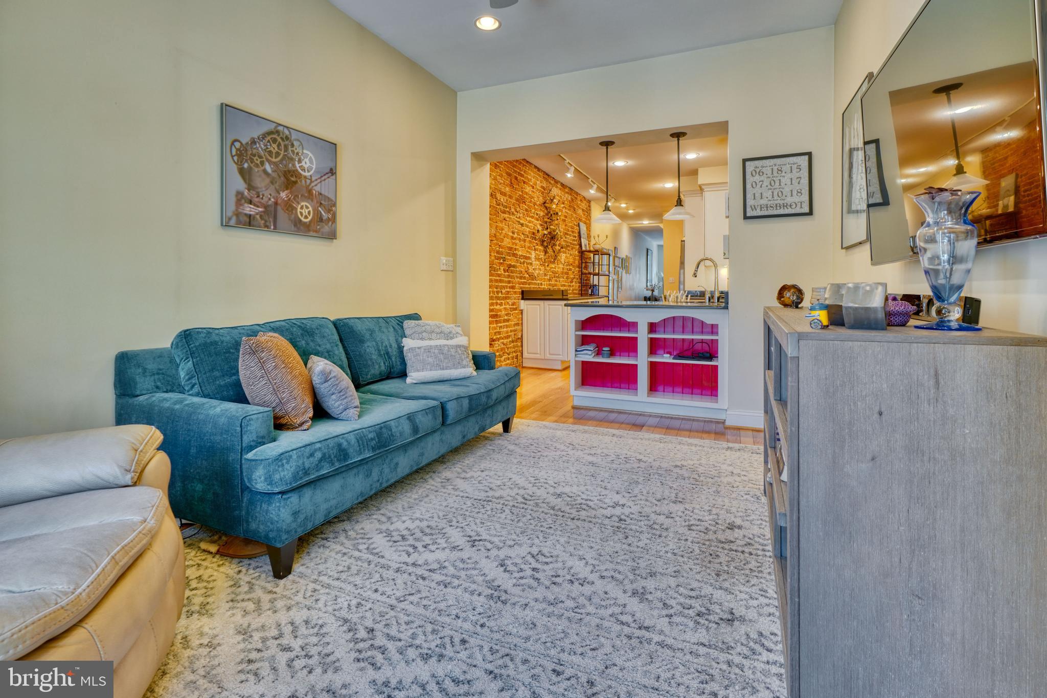 HAMPDEN HISTORIC DISTRICT - Residential