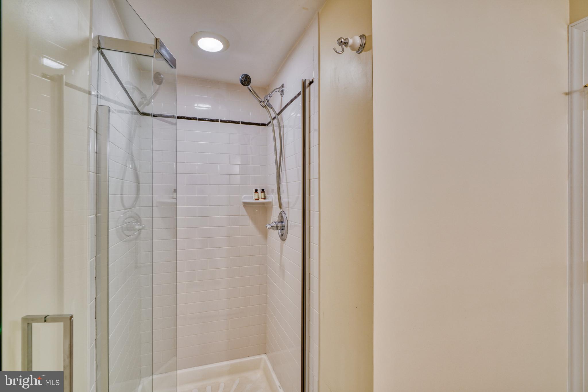 HAMPDEN HISTORIC DISTRICT - Residential