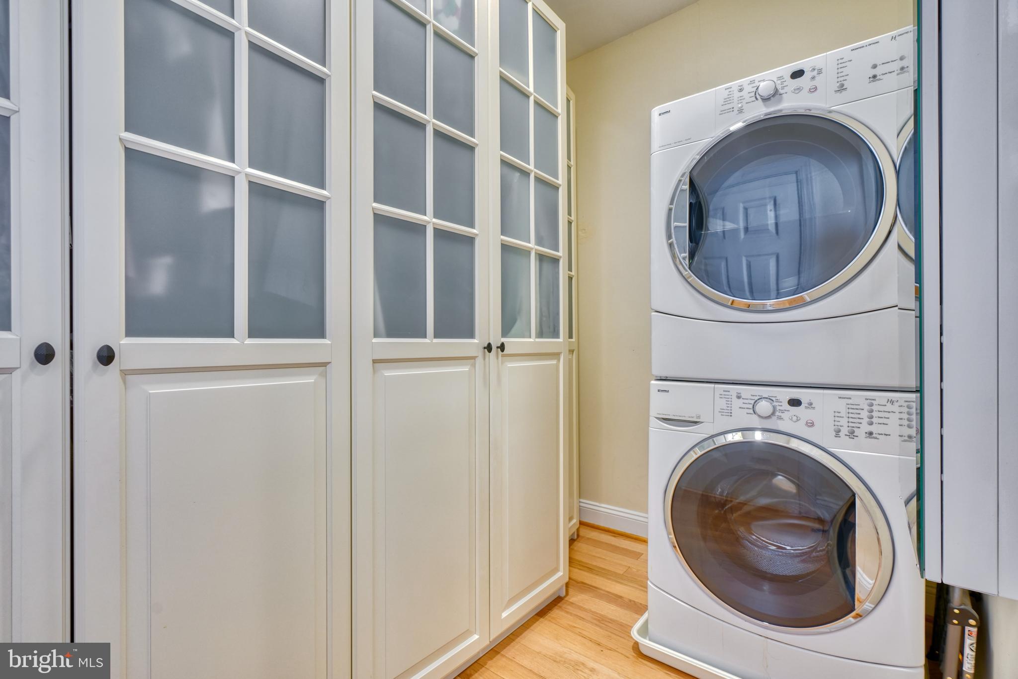 HAMPDEN HISTORIC DISTRICT - Residential