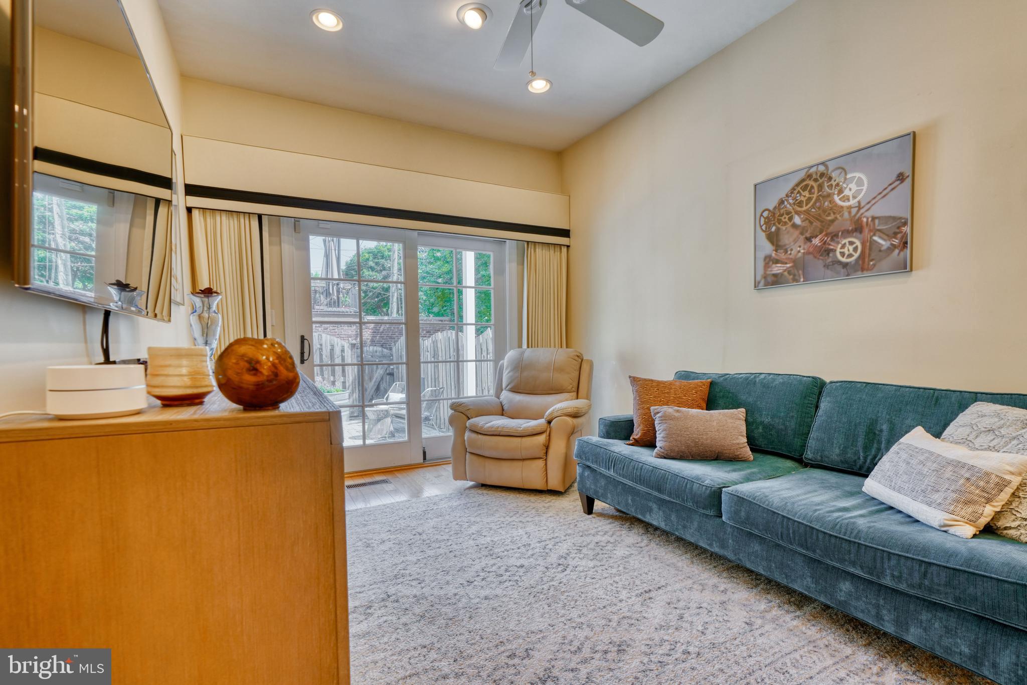 HAMPDEN HISTORIC DISTRICT - Residential