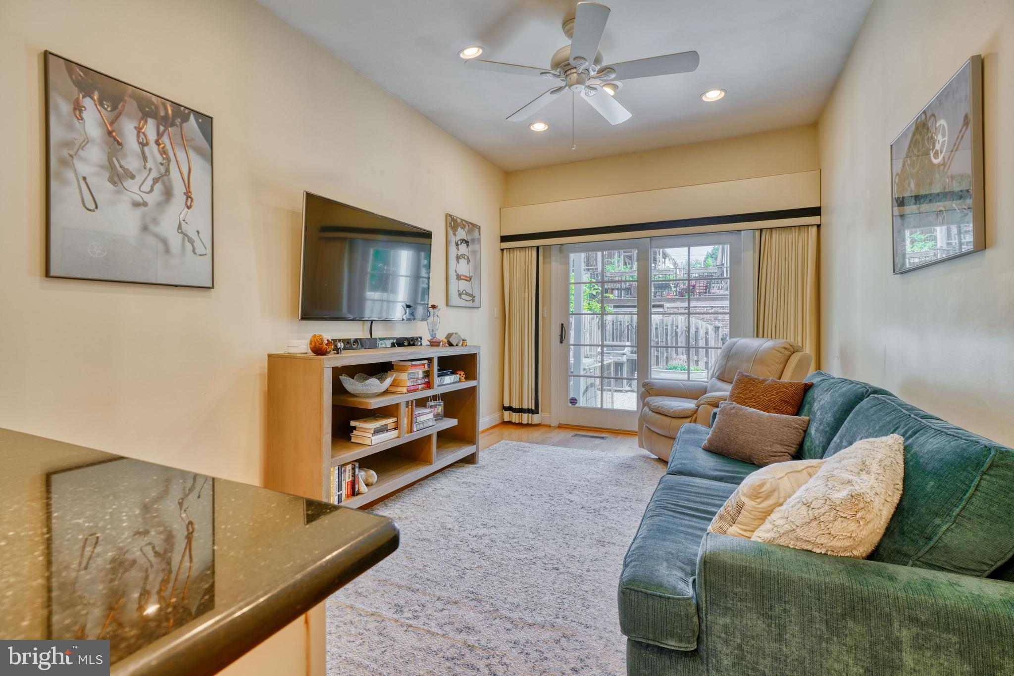 HAMPDEN HISTORIC DISTRICT - Residential