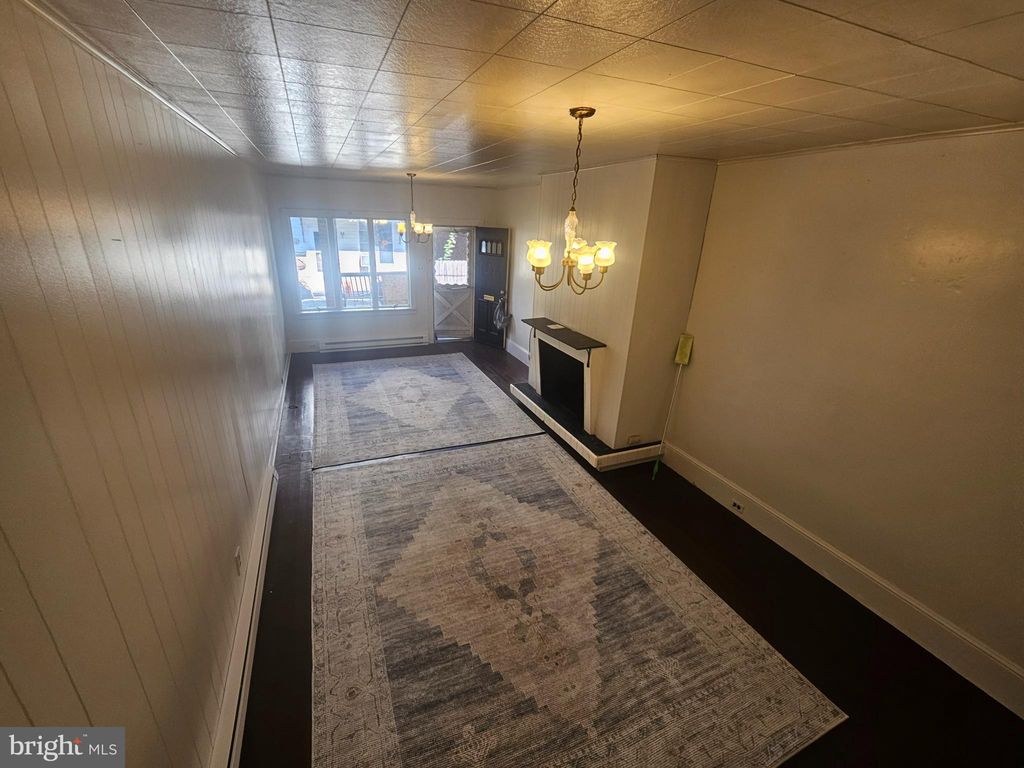 Photo of 330 W South, MAHANOY CITY, PA 17948 (MLS # PASK2025552)