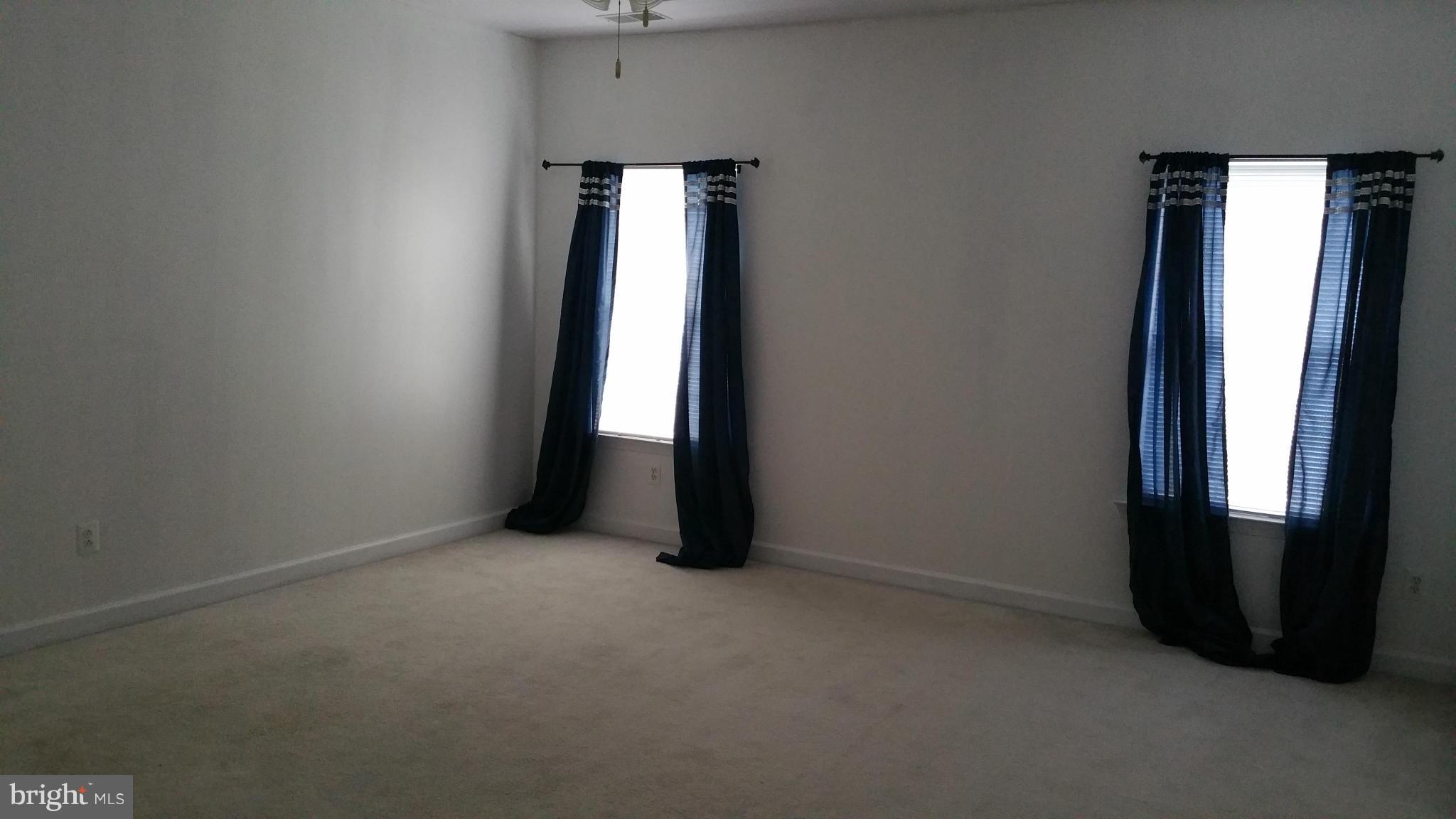 GROVE AT HUNTLEY MEADOWS - Residential Lease