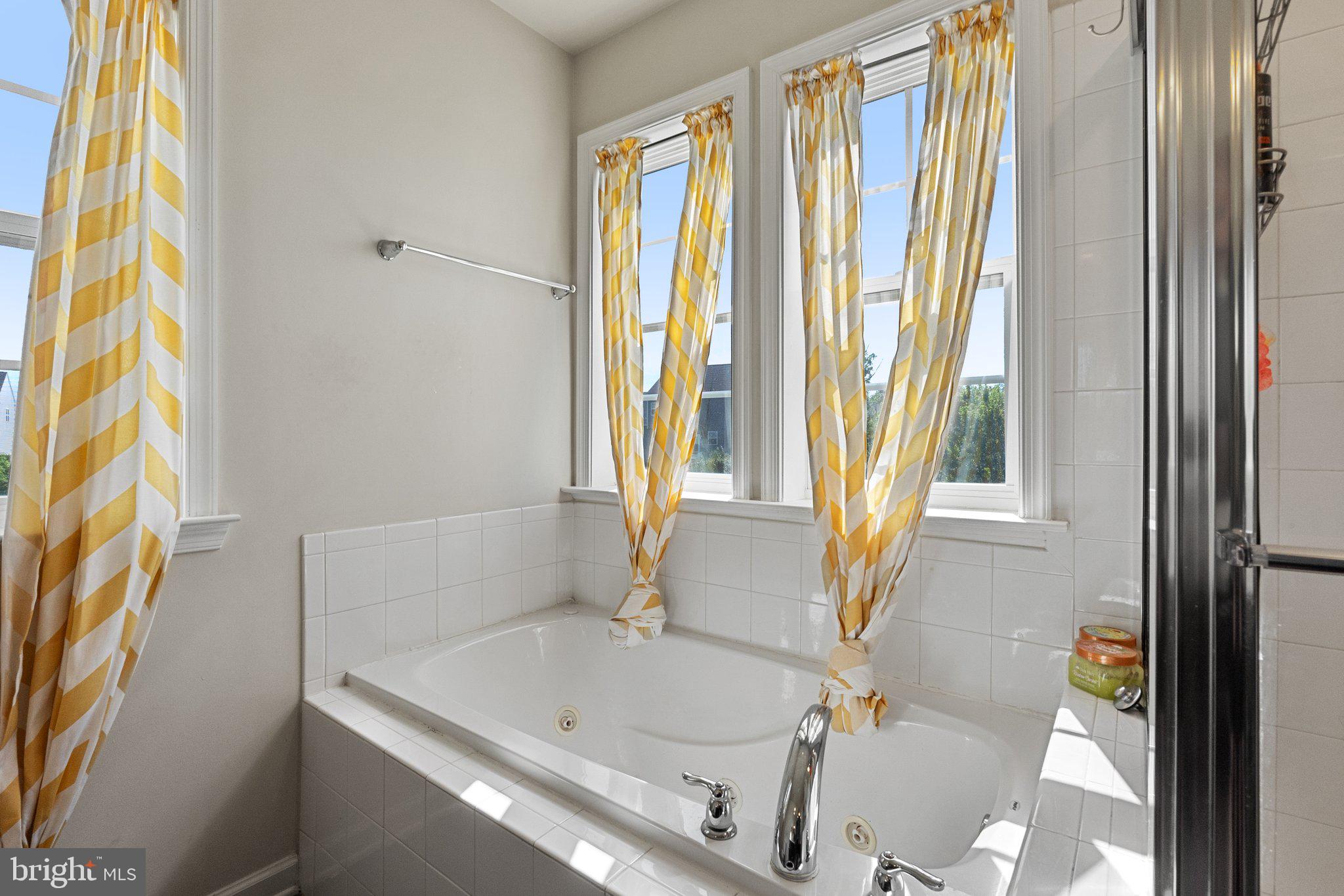 MCCAULEY CROSSING - Residential