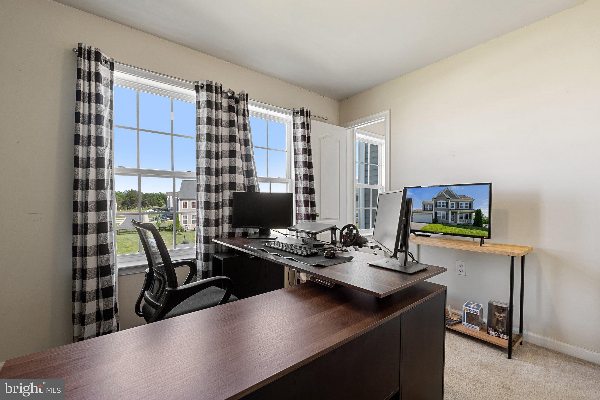 MCCAULEY CROSSING - Residential