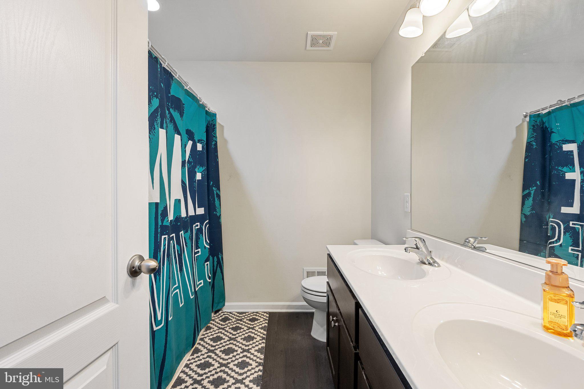 MCCAULEY CROSSING - Residential