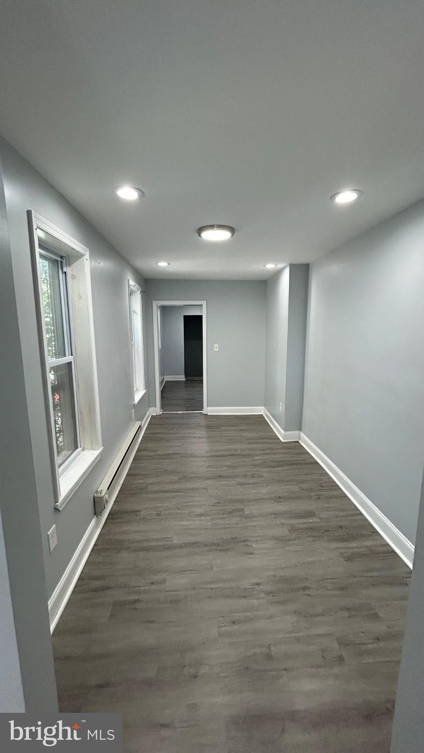 327 S 11TH STREET