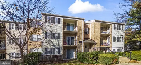 18304 Streamside Drive Unit 301, Gaithersburg, MD MLS: MDMC2207386