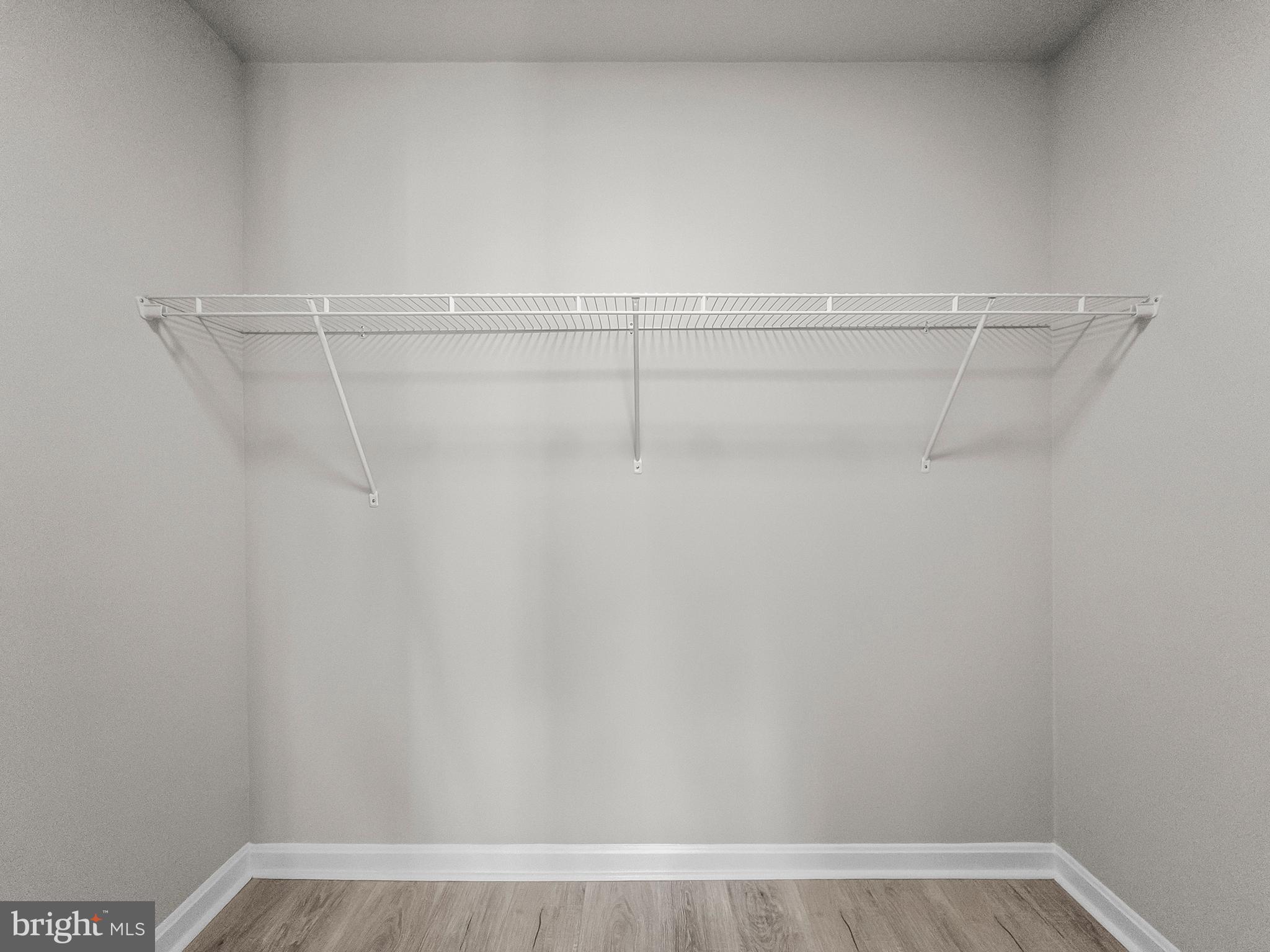 FLOWER HILL - Residential