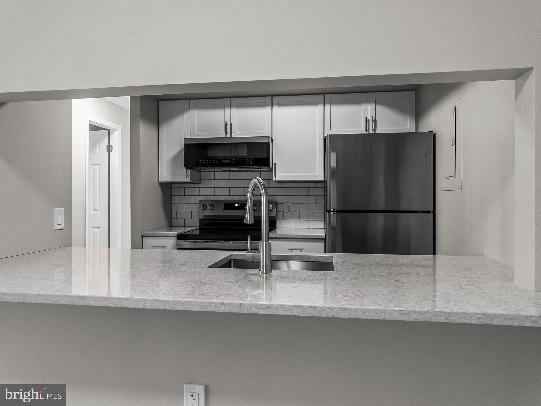 FLOWER HILL - Residential