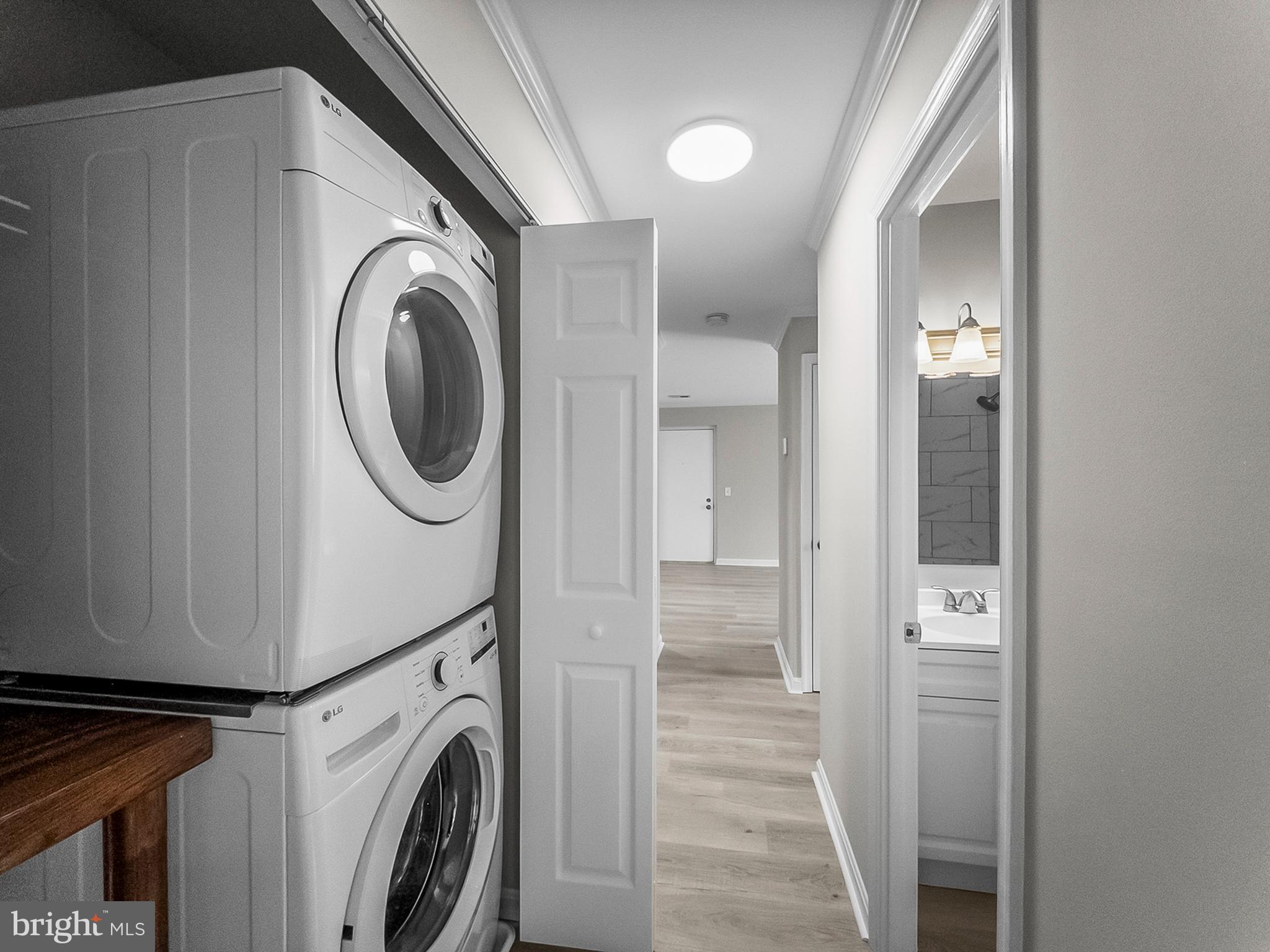 FLOWER HILL - Residential