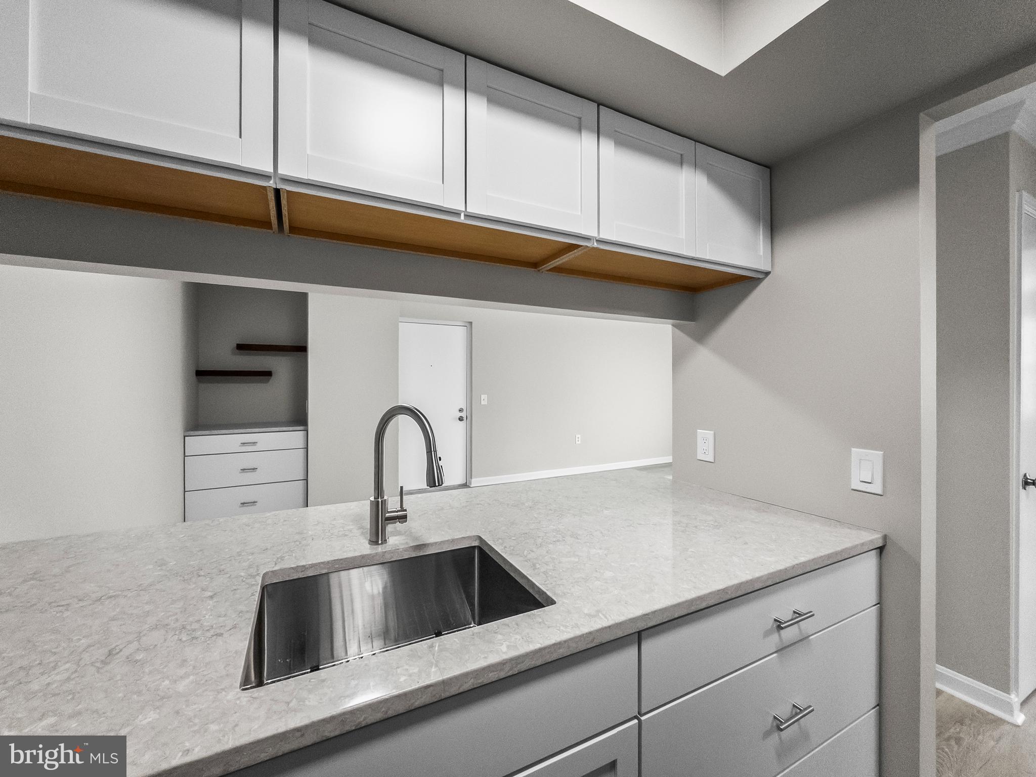 FLOWER HILL - Residential