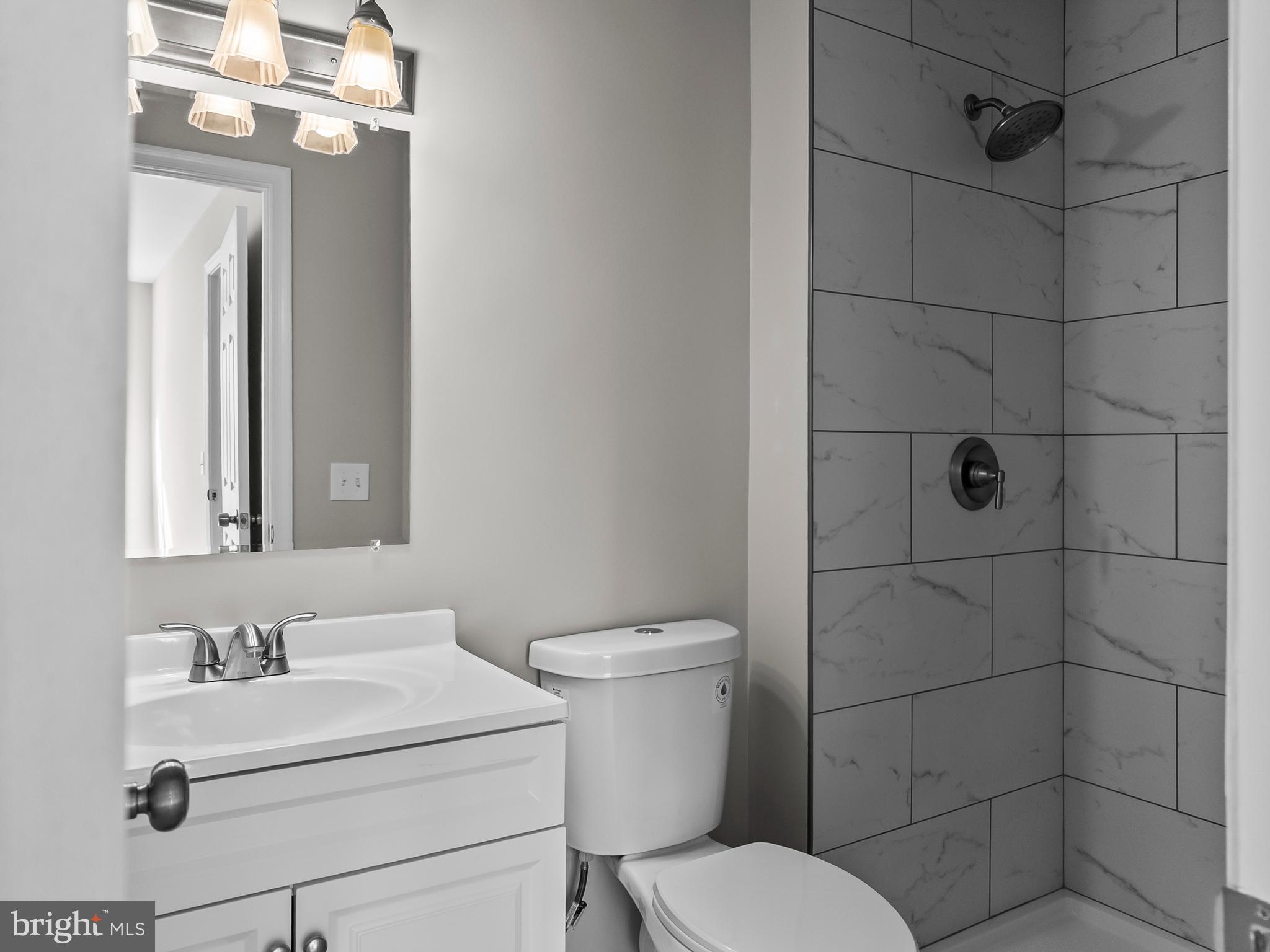 FLOWER HILL - Residential