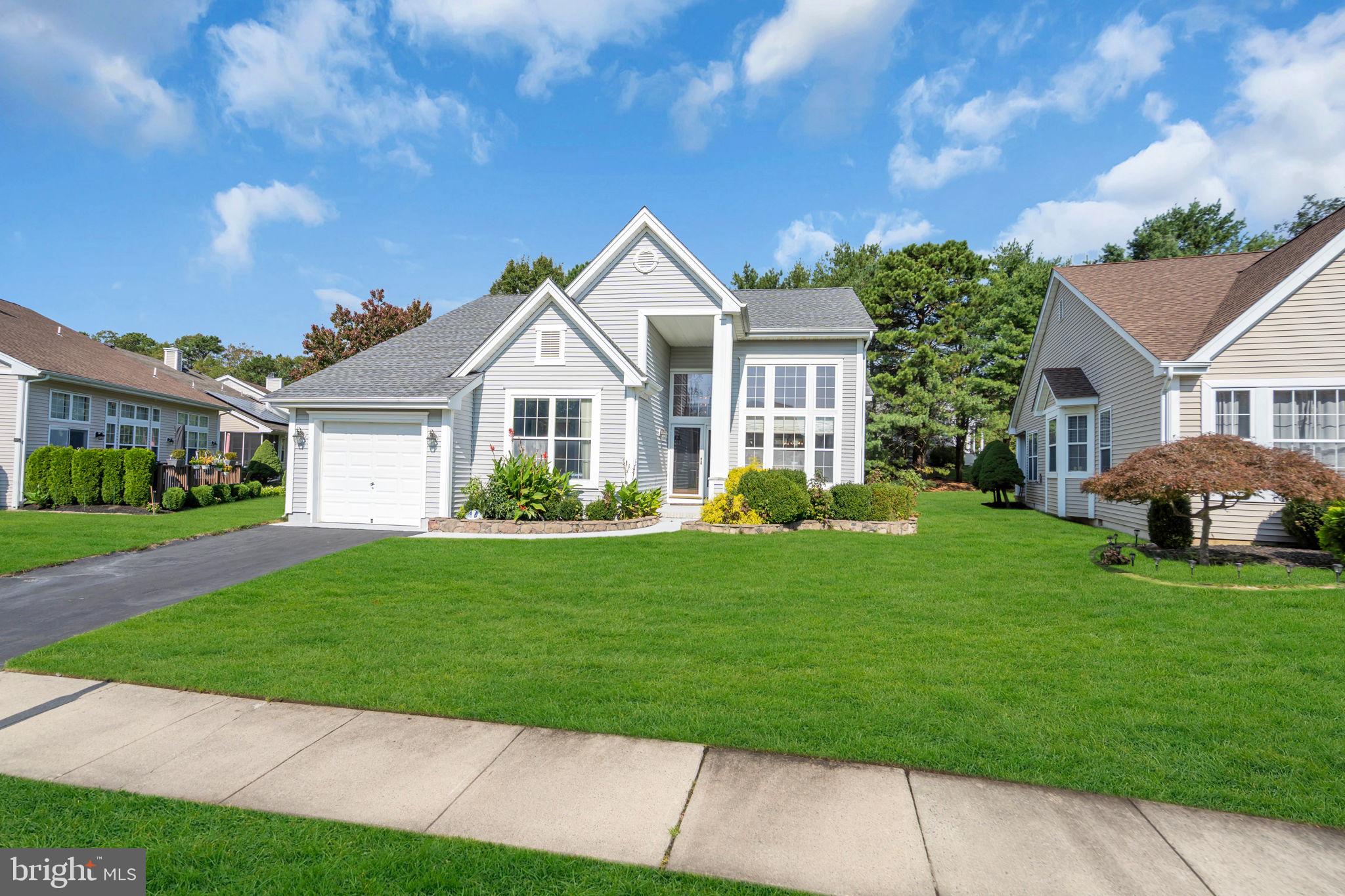 17 FOUNTAIN VIEW DRIVE