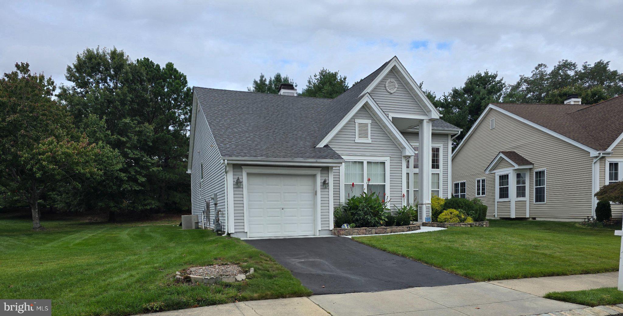 17 FOUNTAIN VIEW DRIVE