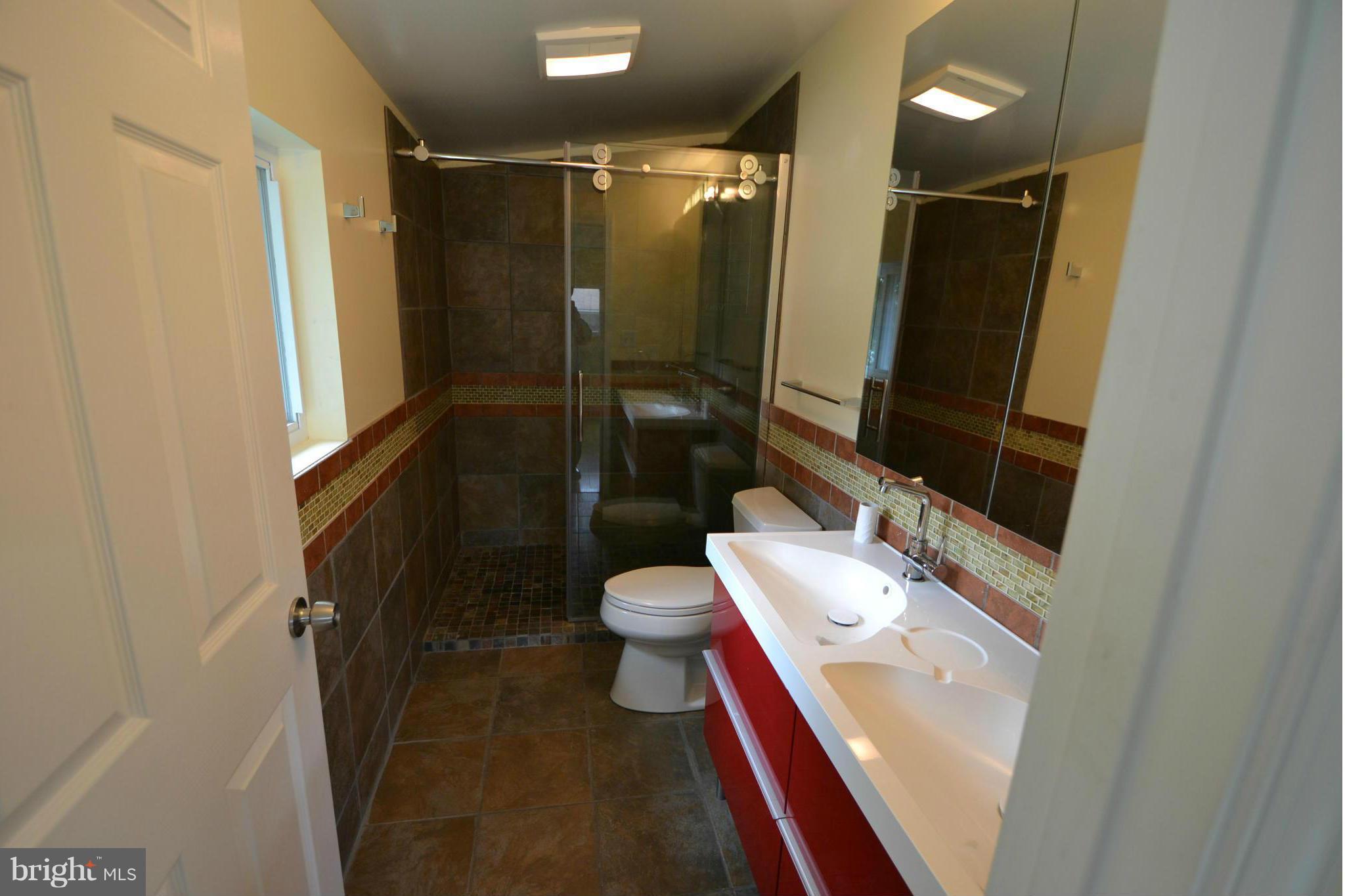 SUMMIT PARK - Residential Lease